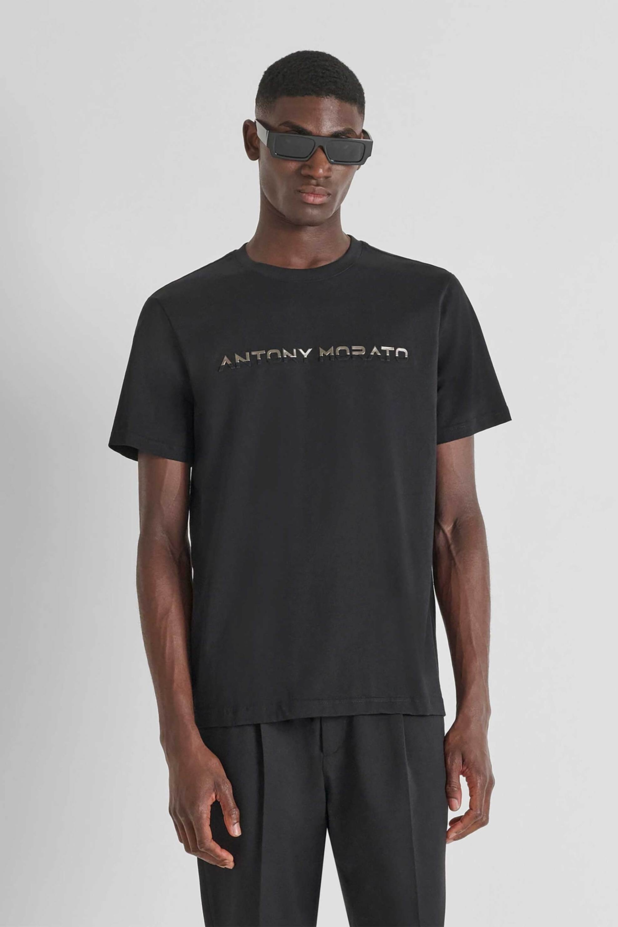 Antony Morato ανδρικό T-shirt με ανάγλυφο logo print Regular Fit - KS02568FA100240 Μαύρο