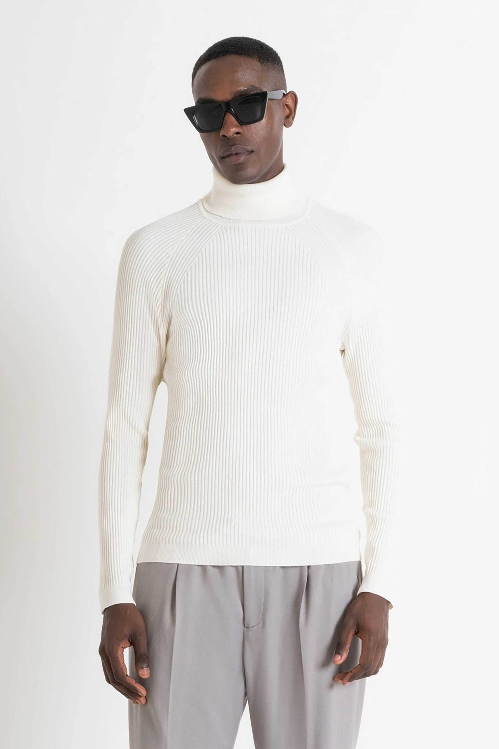 Antony Morato ανδρική πλεκτή μπλούζα μονόχρωμη με ζιβάγκο Super Slim Fit - SW01409YA500002 Λευκό