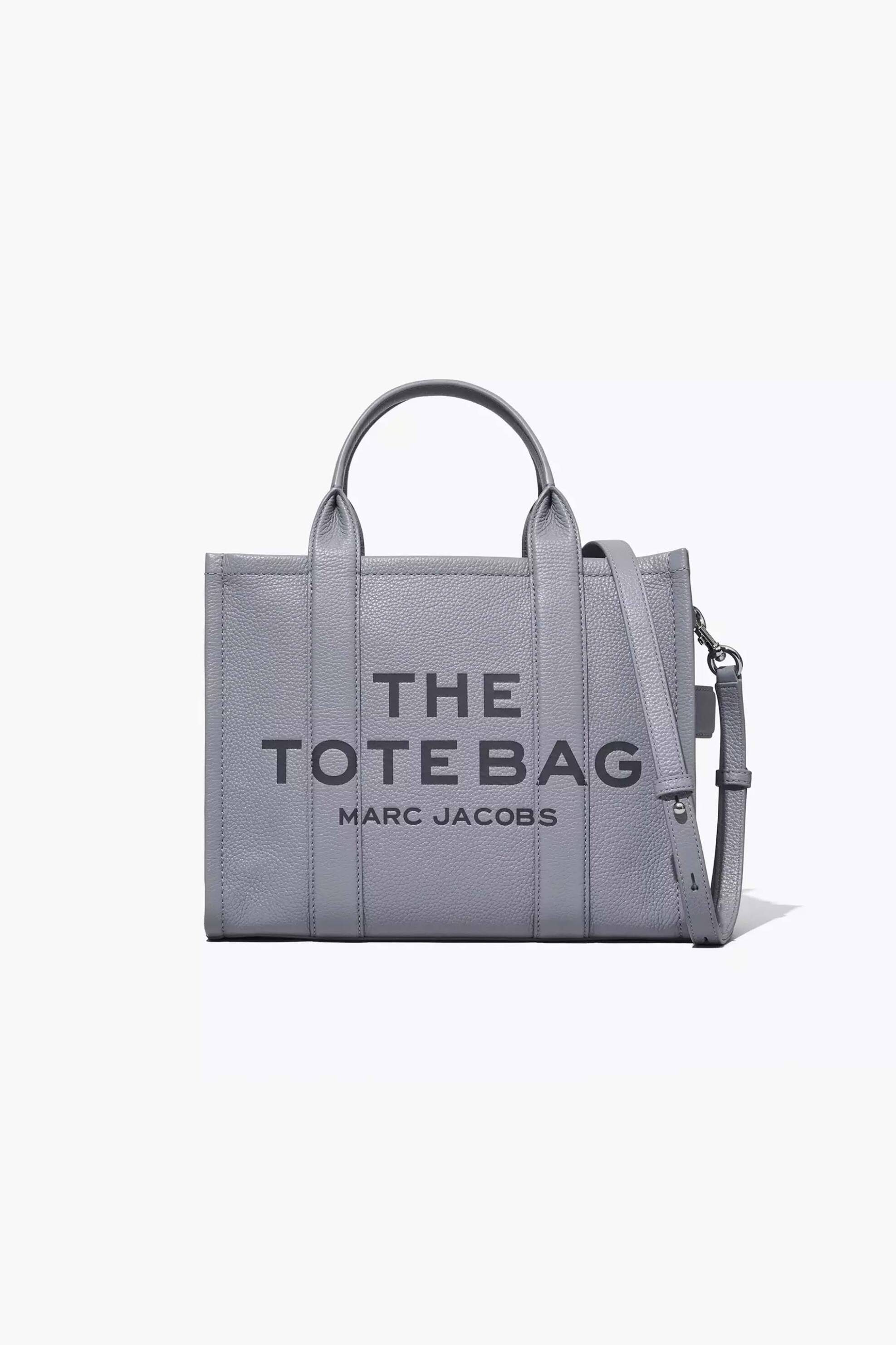 MARC JACOBS Marc Jacobs γυναικεία δερμάτινη τσάντα χειρός με logo print "The Medium Tote" - H004L01PF21 Γκρι