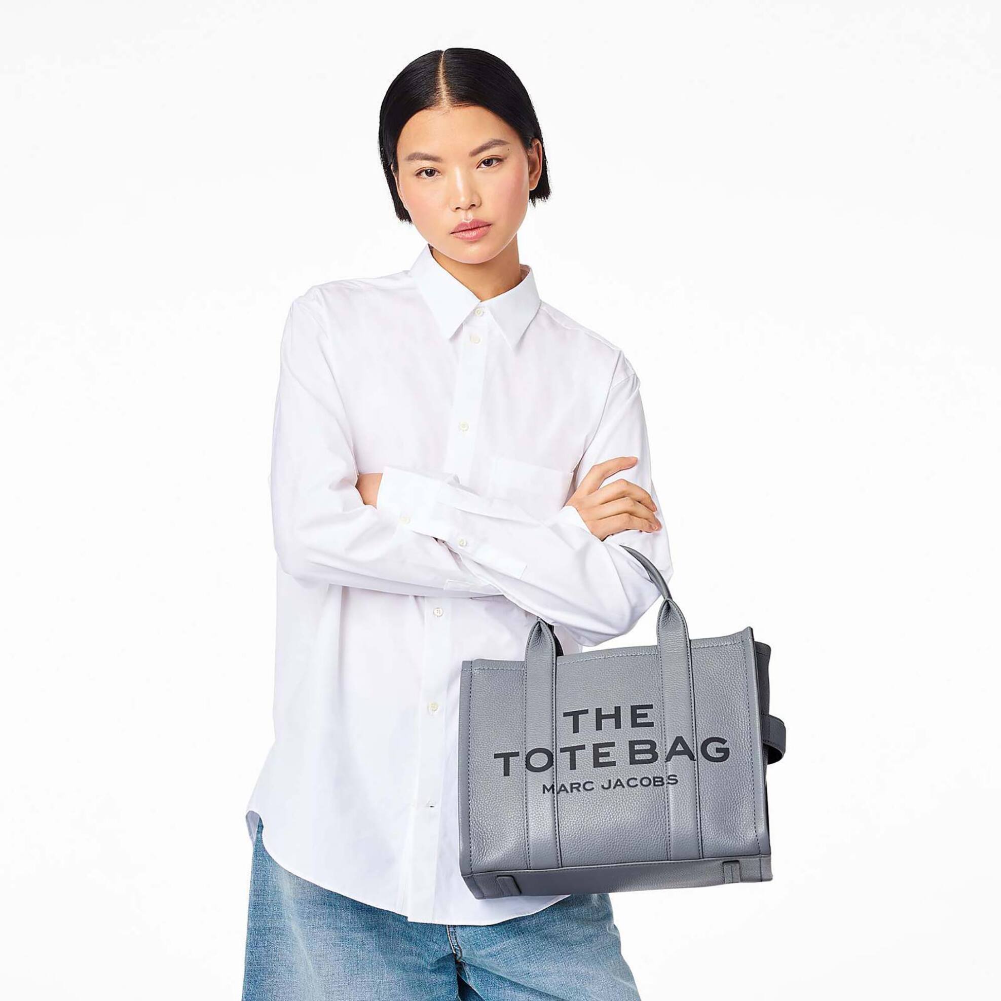 Marc Jacobs γυναικεία δερμάτινη τσάντα χειρός με logo print "The Medium Tote" - H004L01PF21 Γκρι φωτογραφία