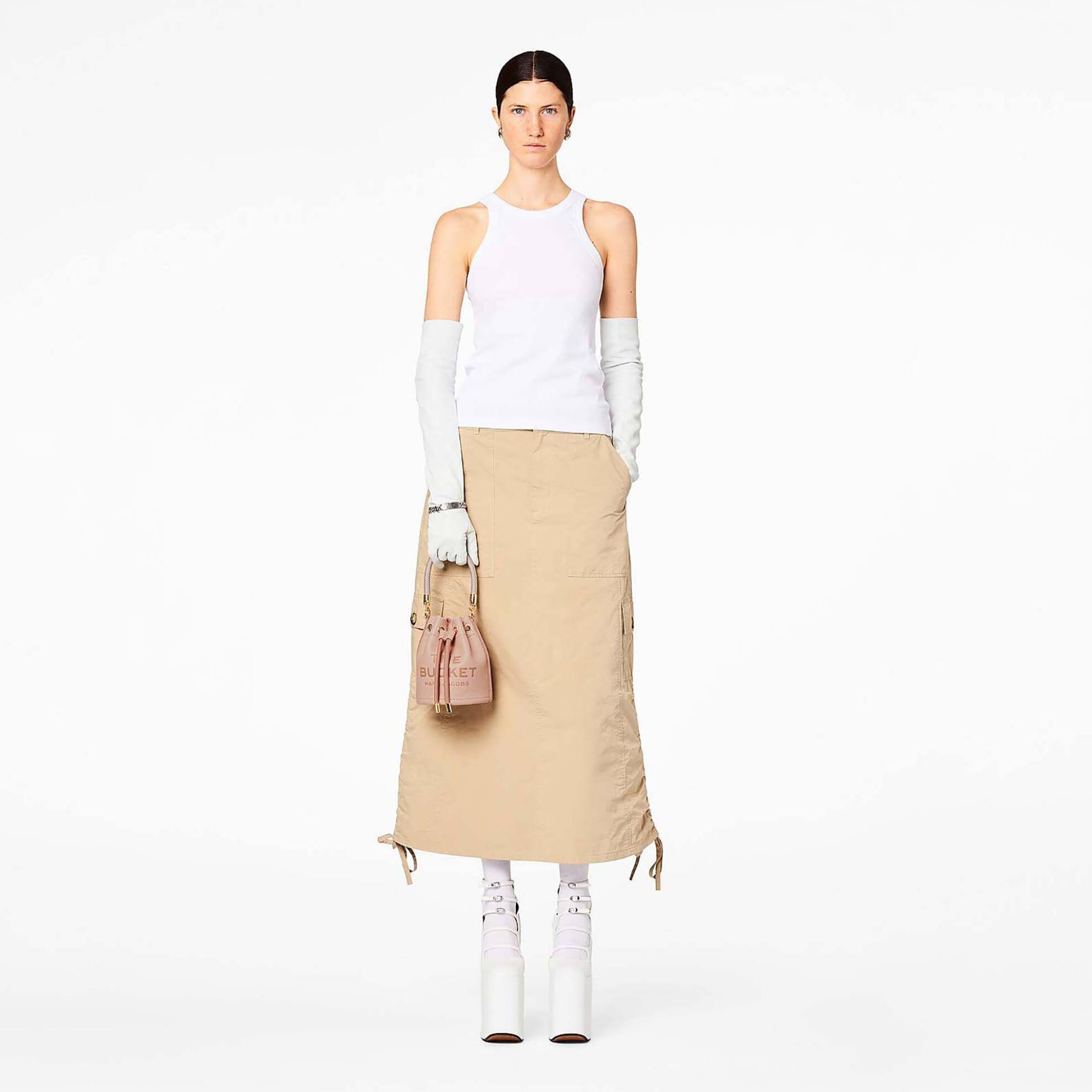 Marc Jacobs γυναικεία δερμάτινη bucket τσάντα με logo print "The Mini Bucket" - 2S3HCR058H03 Nude φωτογραφία
