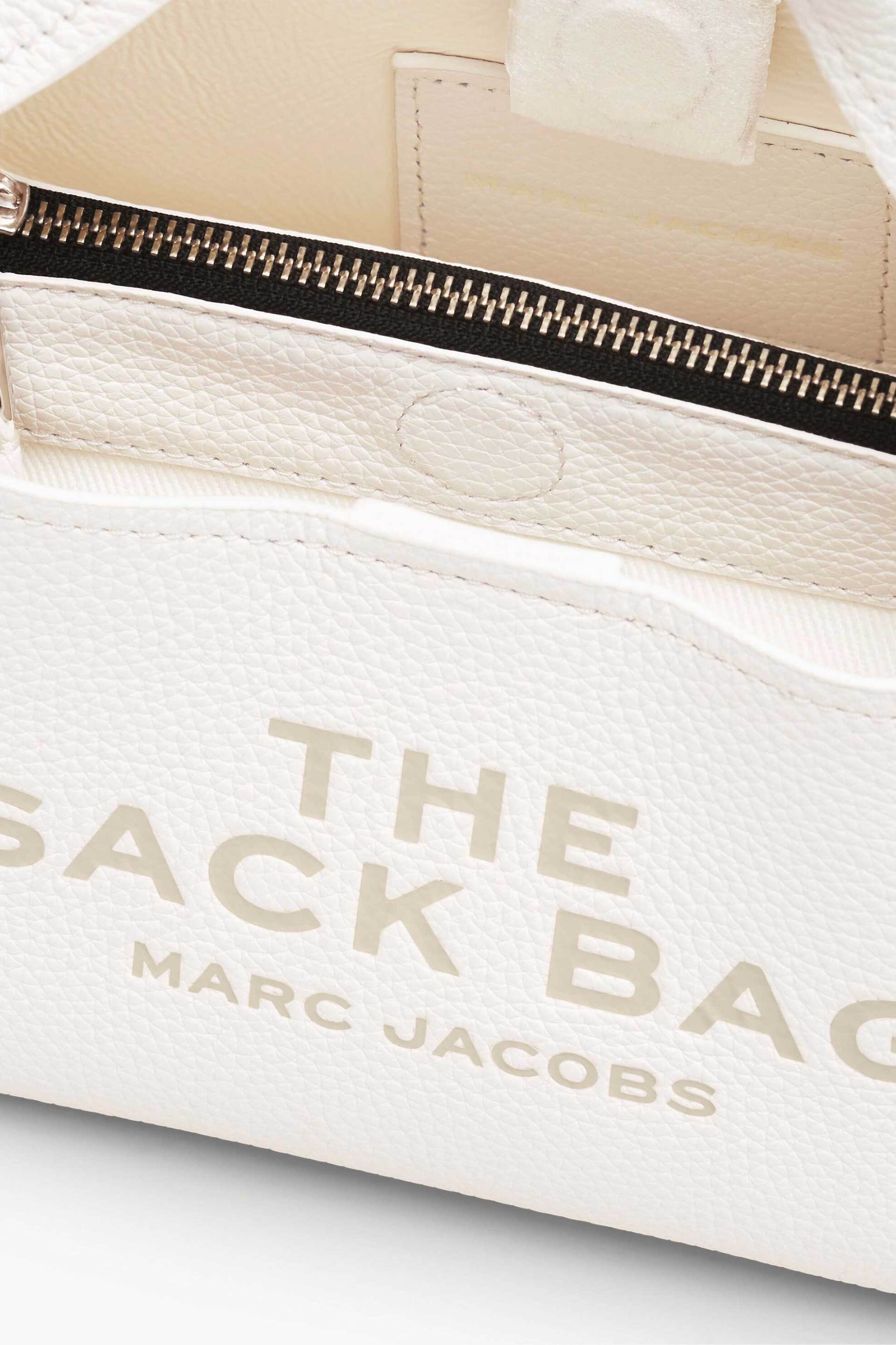 Marc Jacobs γυναικείο δερμάτινο mini bag "The Mini Sack" - 2F3HSH020H01 Λευκό φωτογραφία