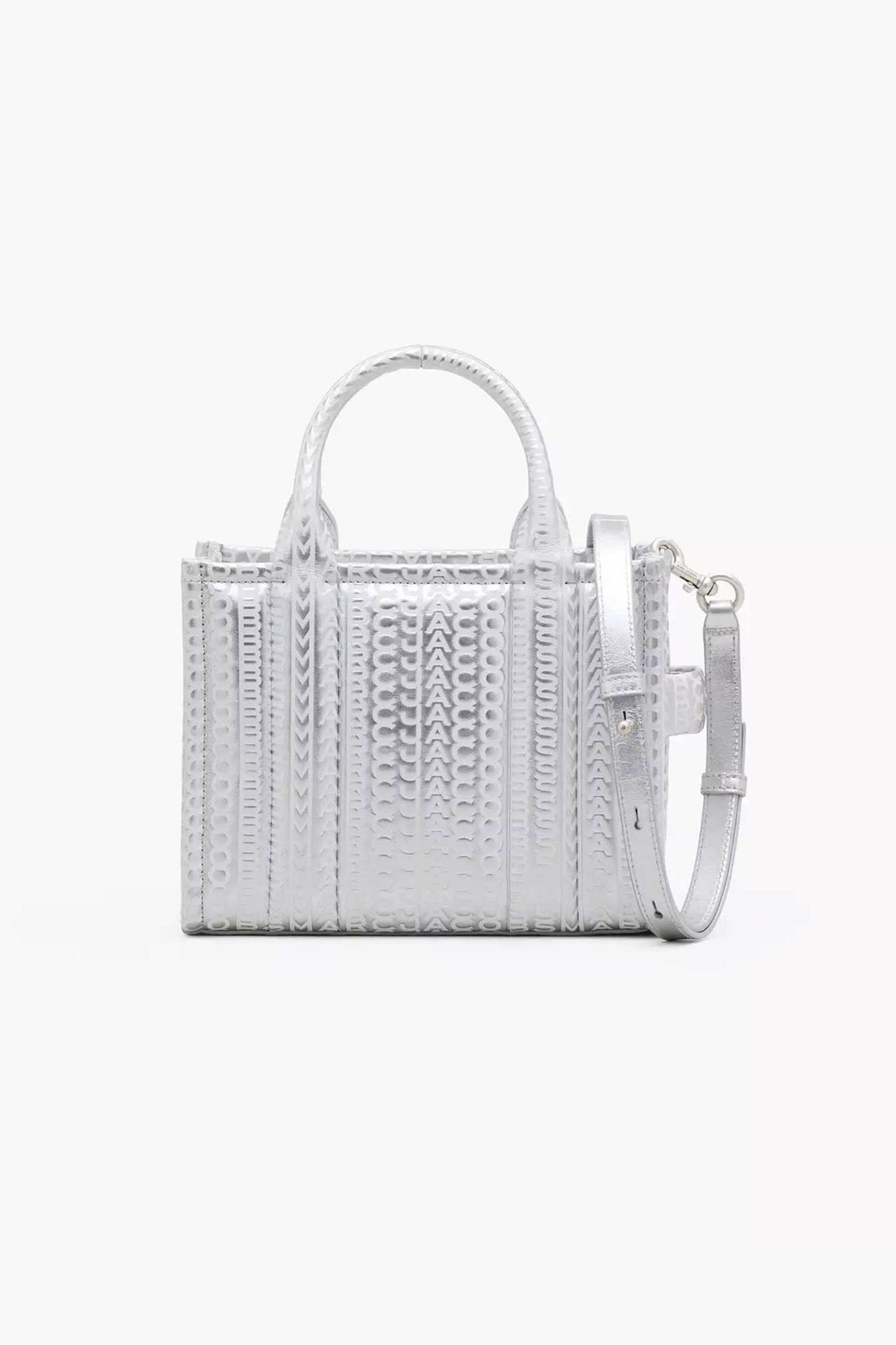 MARC JACOBS Marc Jacobs γυναικεία τσάντα χειρός με logo print "The Monogram Metallic Small Tote" - 2F3HTT049H01 Ασημί