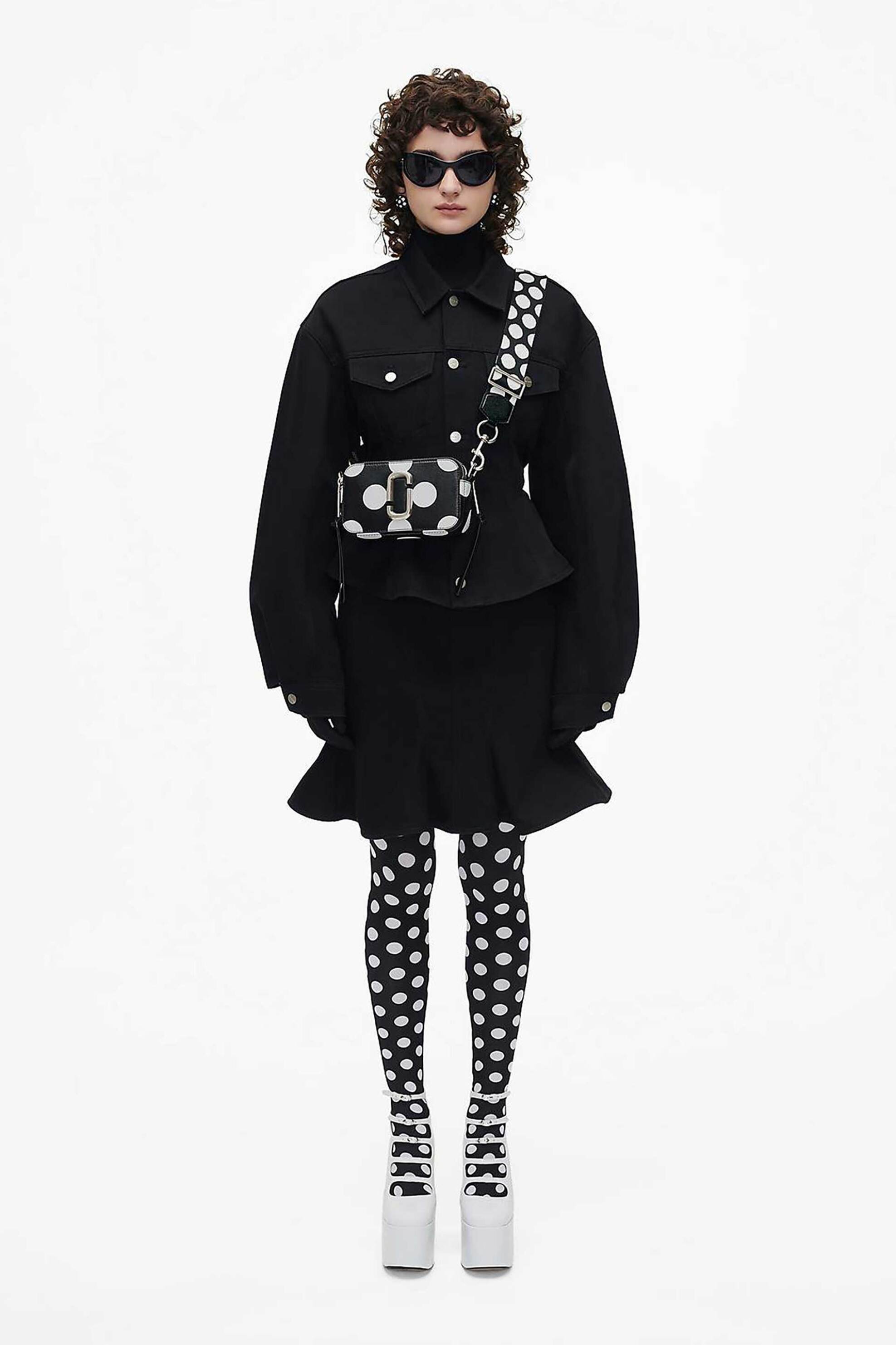 Marc Jacobs γυναικεία τσάντα crossbody με πουά print "The Spots Snapshot" - 2F3HCR069H01 Μαύρο φωτογραφία