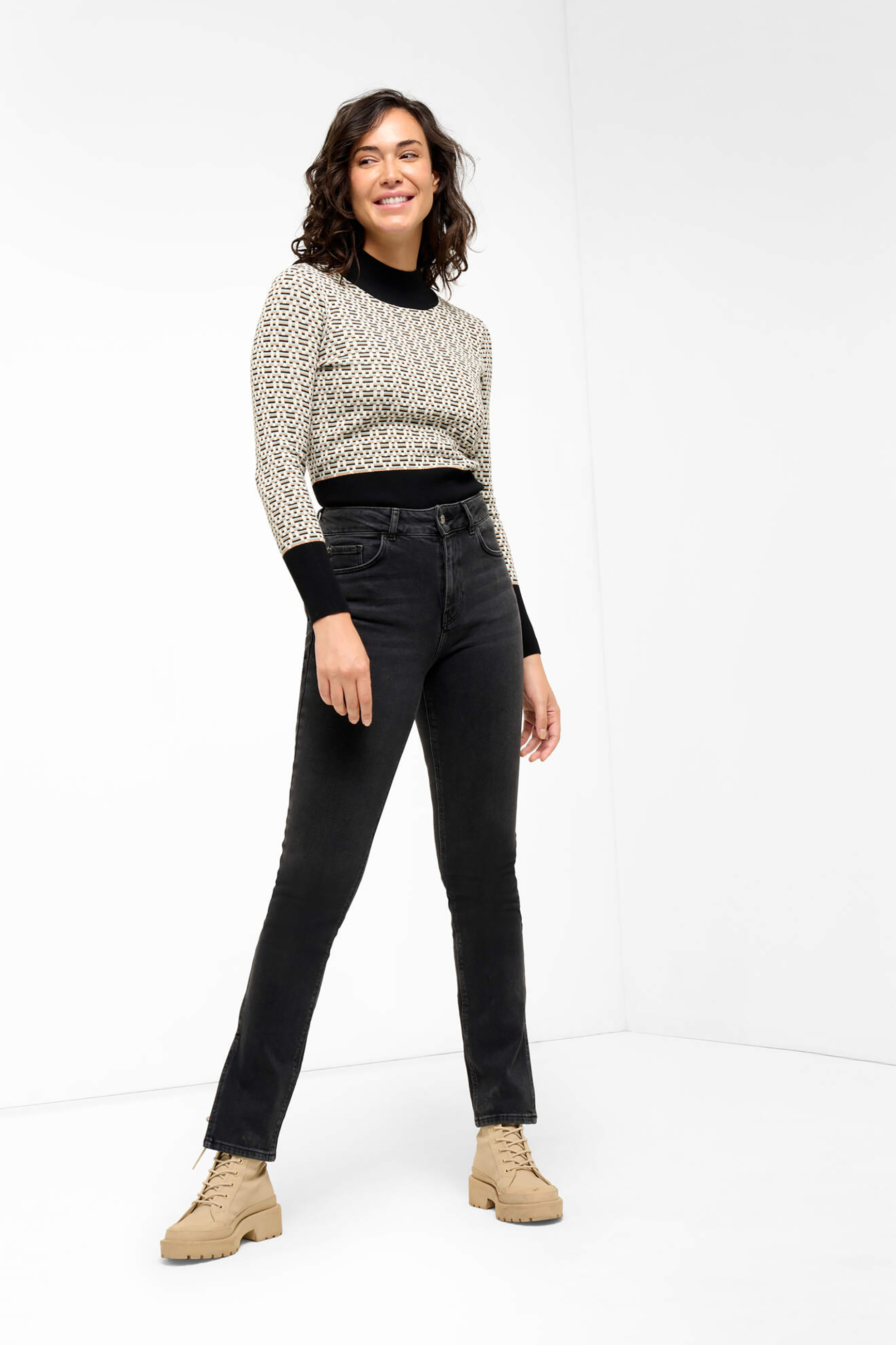 ORSAY Orsay γυναικείο τζιν παντελόνι πεντάτσεπο Straight Fit - 365042-668000-** Ανθρακί 2025