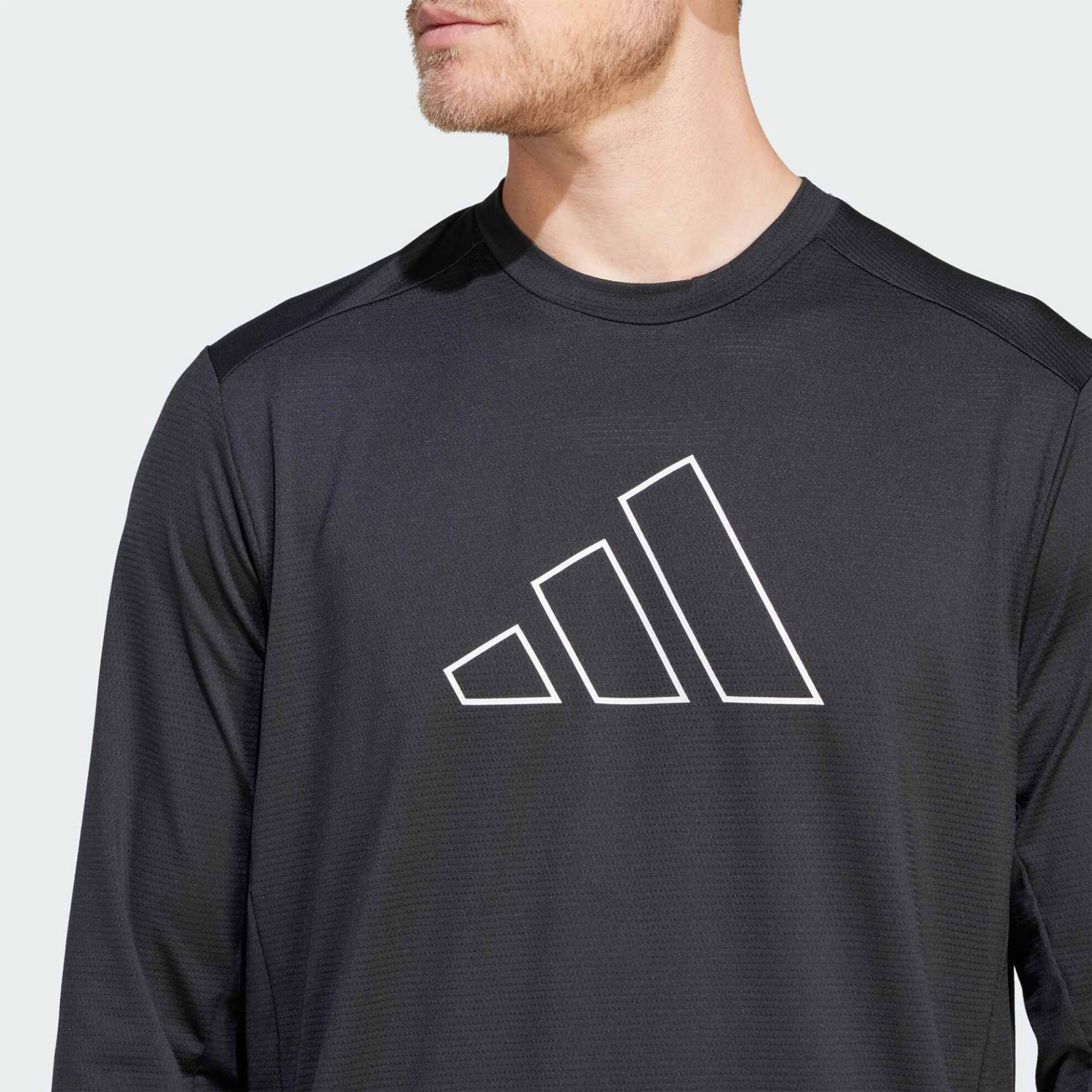 Adidas ανδρική αθλητική μπλούζα με contrast logo print και κρυφή τσέπη "Train Icons" - IN9806 Μαύρο φωτογραφία