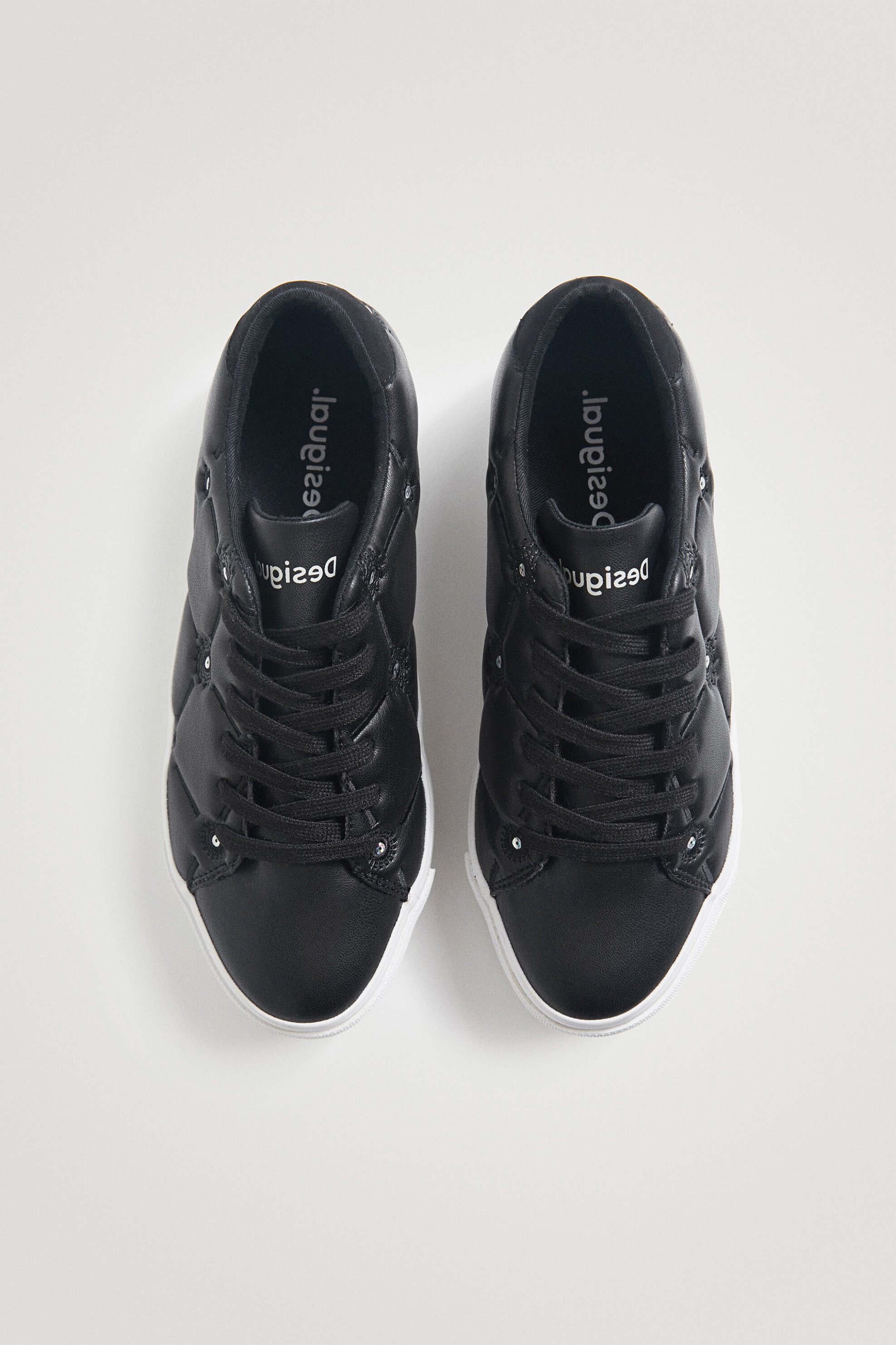 DESIGUAL Desigual γυναικεία sneakers με καπιτονέ σχέδιο ''Street Eye Tiger'' - 21WSKP16 Μαύρο - 4