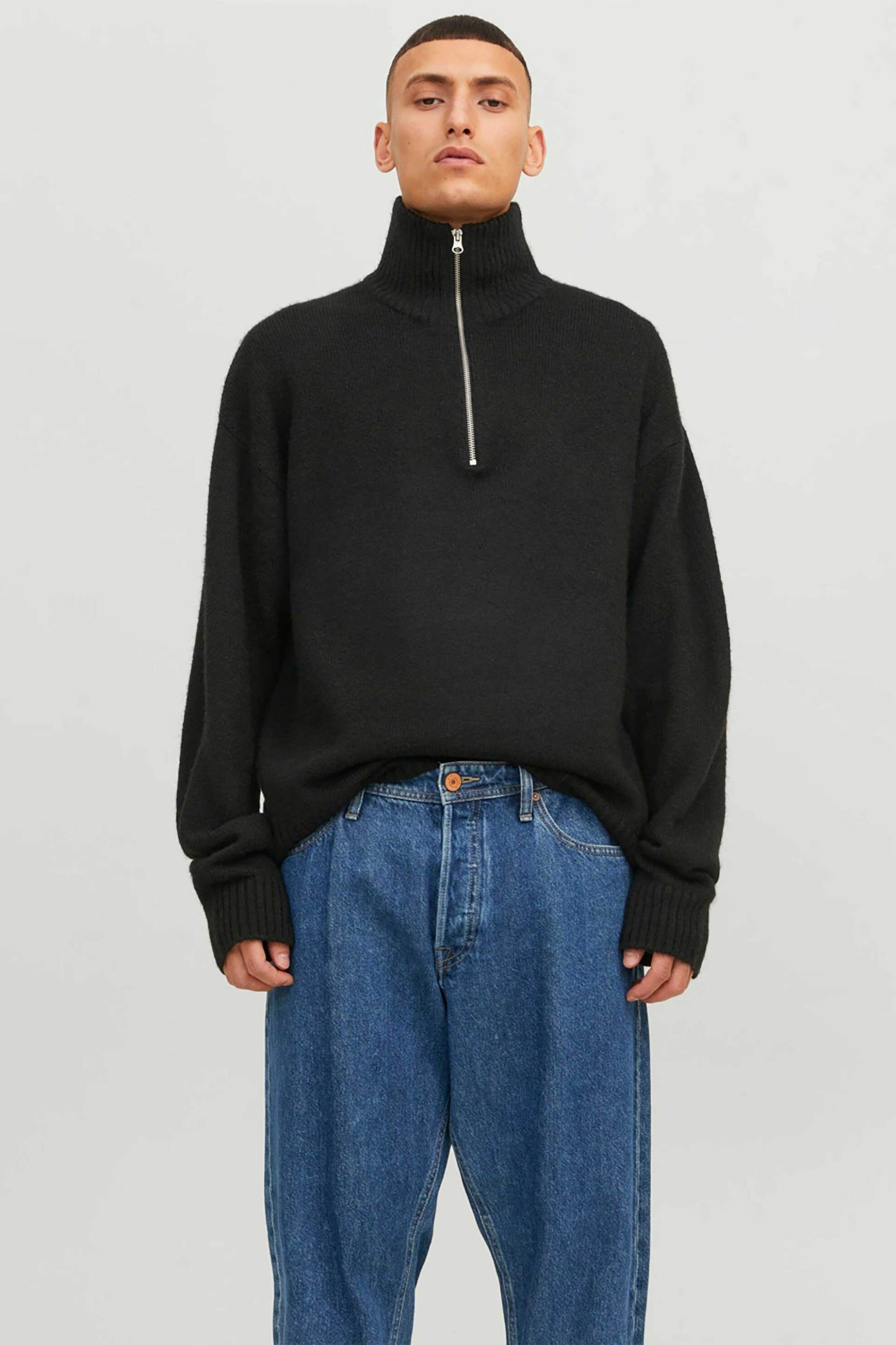 JACK & JONES JACK & JONES ανδρικό μονόχρωμο πουλόβερ με 1/2 φερμουάρ Relaxed Fit - 12241817 Μαύρο