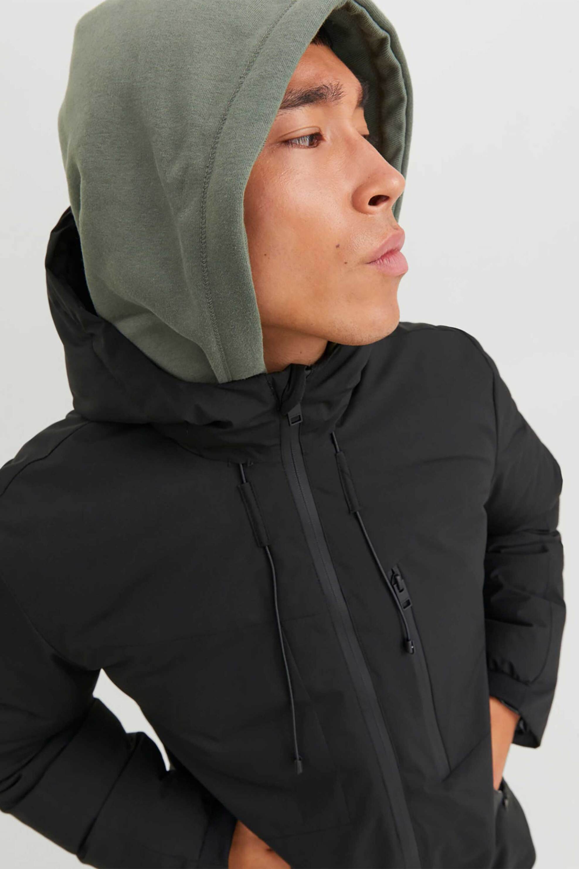 JACK & JONES ανδρικό μονόχρωμο αδιάβροχο παρκά με κουκούλα - 12243225 Μαύρο φωτογραφία