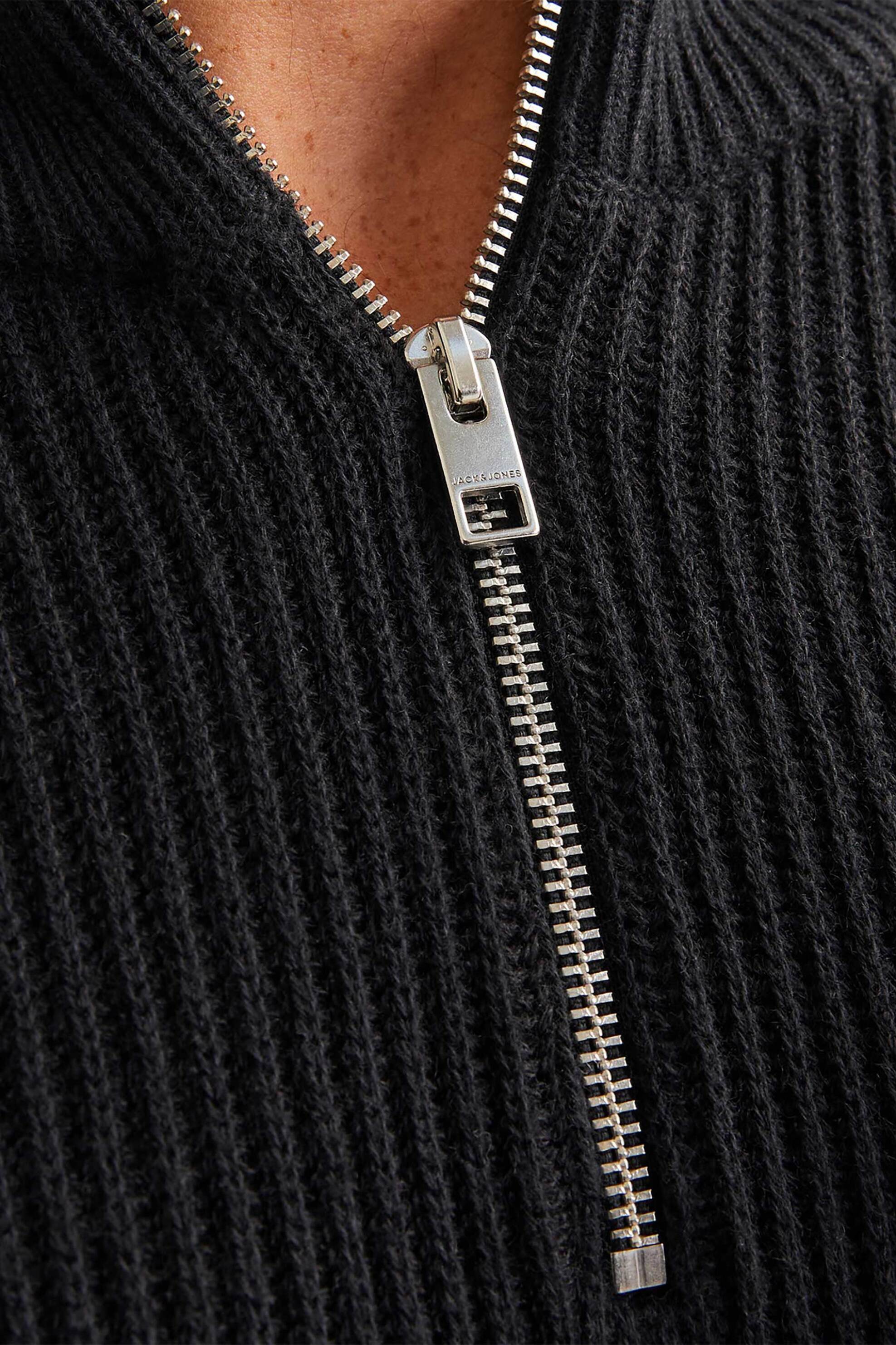 JACK & JONES ανδρικό πλεκτό πουλόβερ μονόχρωμο με 1/2 φερμουάρ στην λαιμόκοψη - 12258473 Μαύρο φωτογραφία