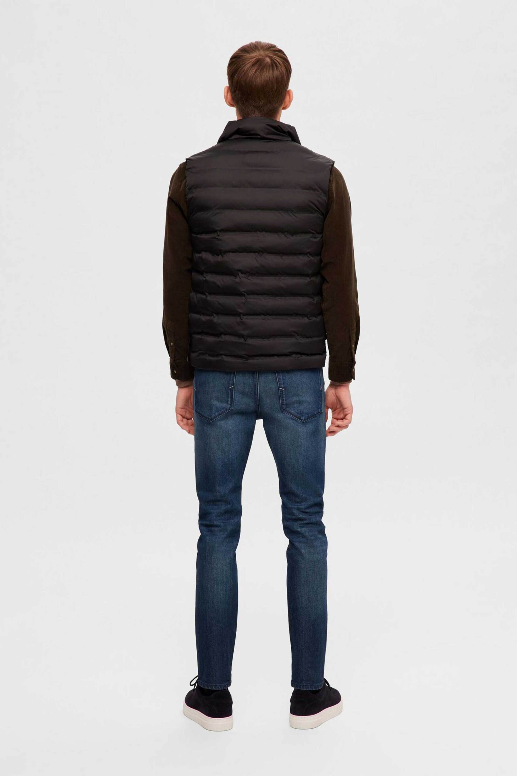 Selected ανδρικό αμάνικο μπουφάν αδιάβροχο με καπιτονέ σχέδιο και ψηλό λαιμό Regular Fit - 16089396 Μαύρο φωτογραφία