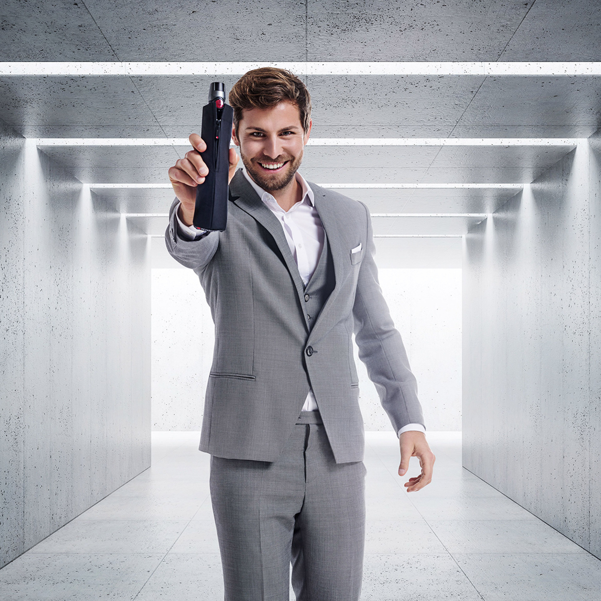 Knirps αυτόματη πτυσσόμενη ομπρέλα με καρό print ''Duomatic Black'' - KNUT32011000 φωτογραφία