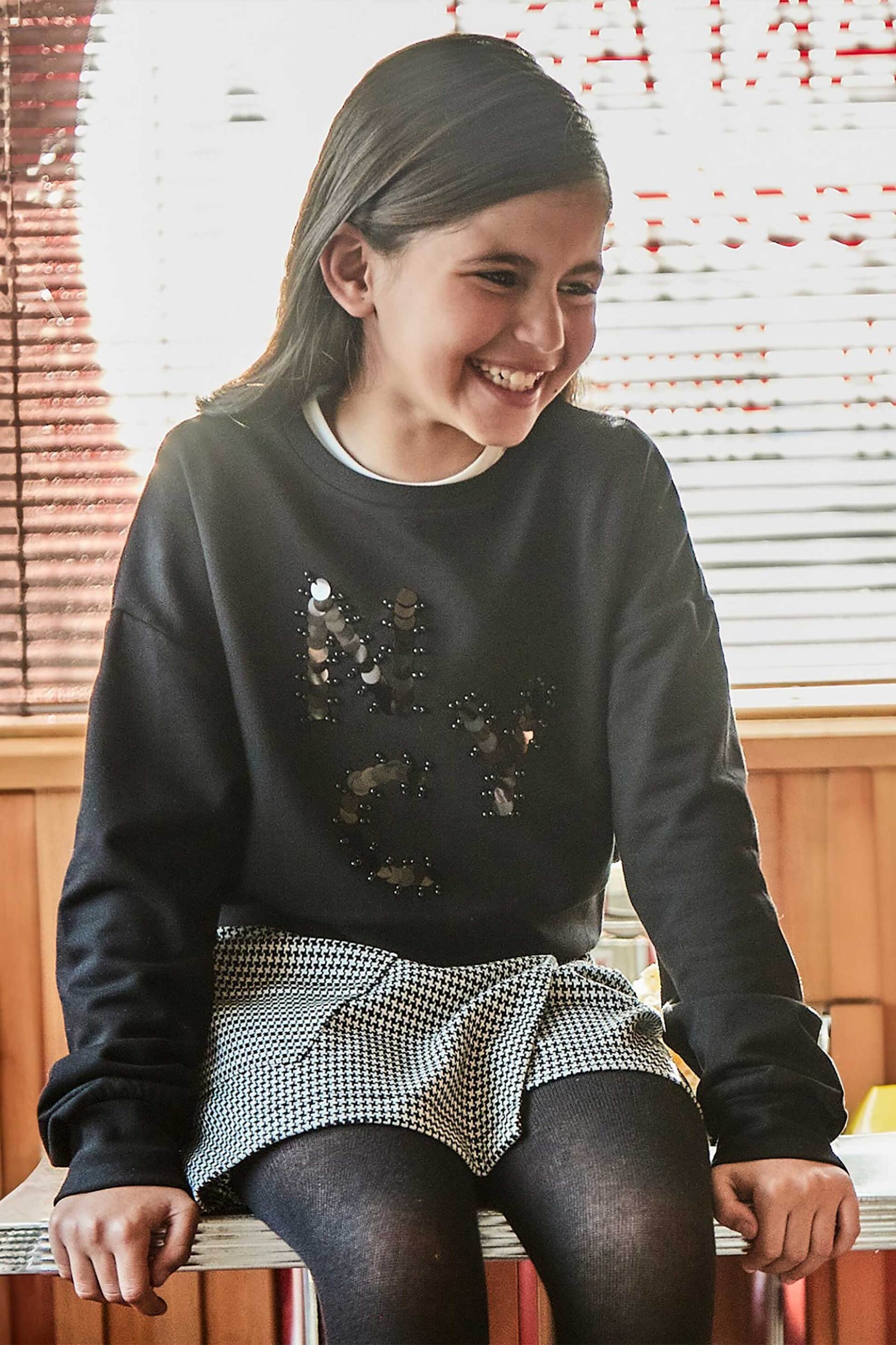 Mayoral παιδικό φούτερ με παγιέτα - 7472 Μαύρο