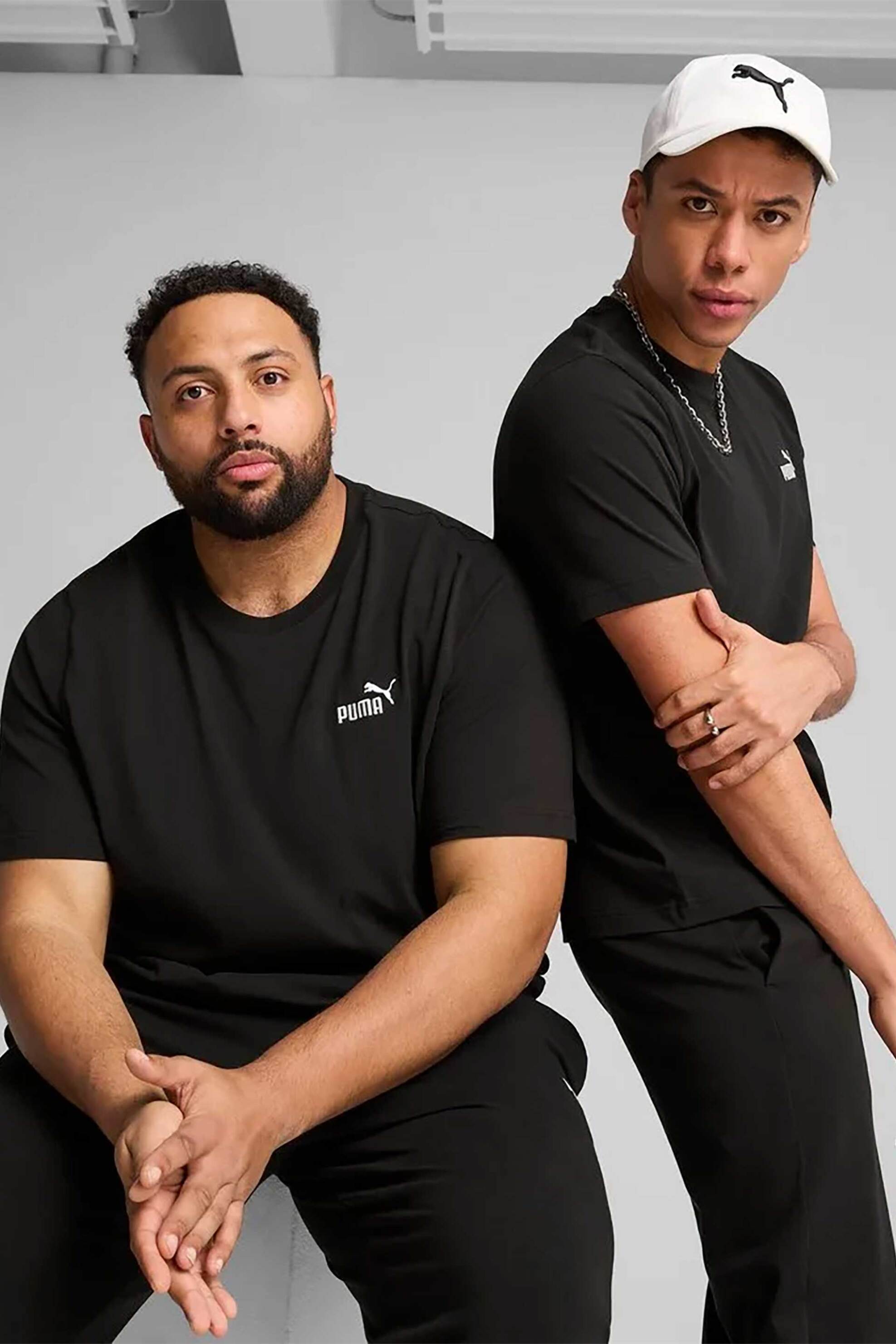 Puma ανδρικό T-shirt με λογότυπο Regular Fit "Essential" - 682534 Μαύρο