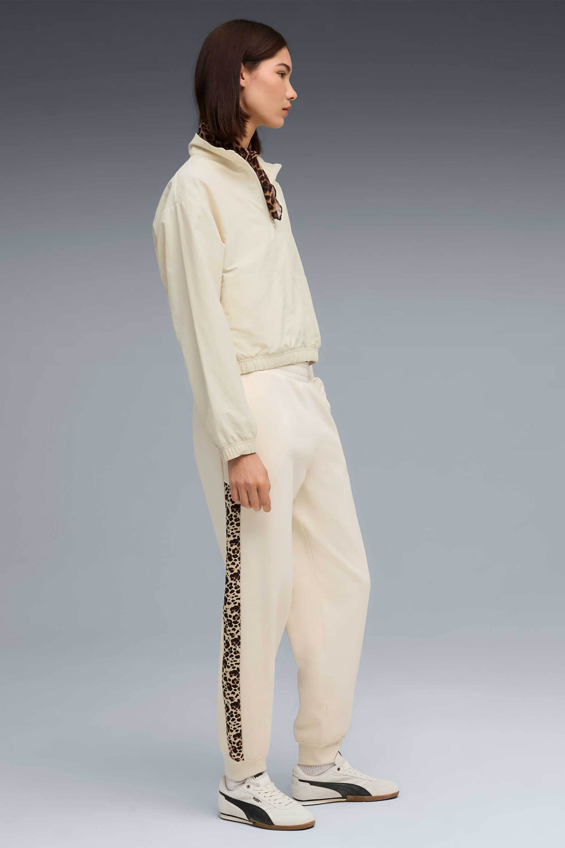 Γυναικεία ρούχα puma σε μπεζ