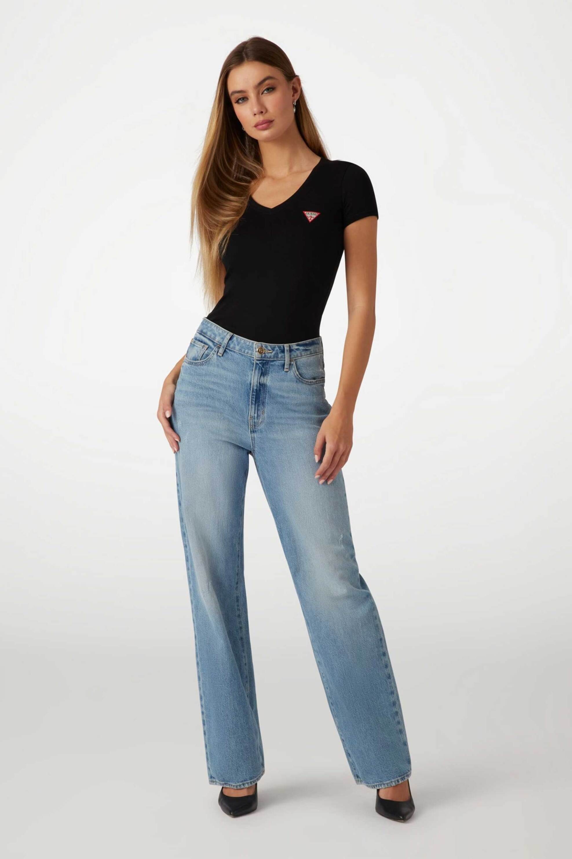 Guess γυναικείο βαμβακερό T-shirt μονόχρωμο με τριγωνικό λογότυπο στο στήθος - W2YI45J1314 Μαύρο φωτογραφία