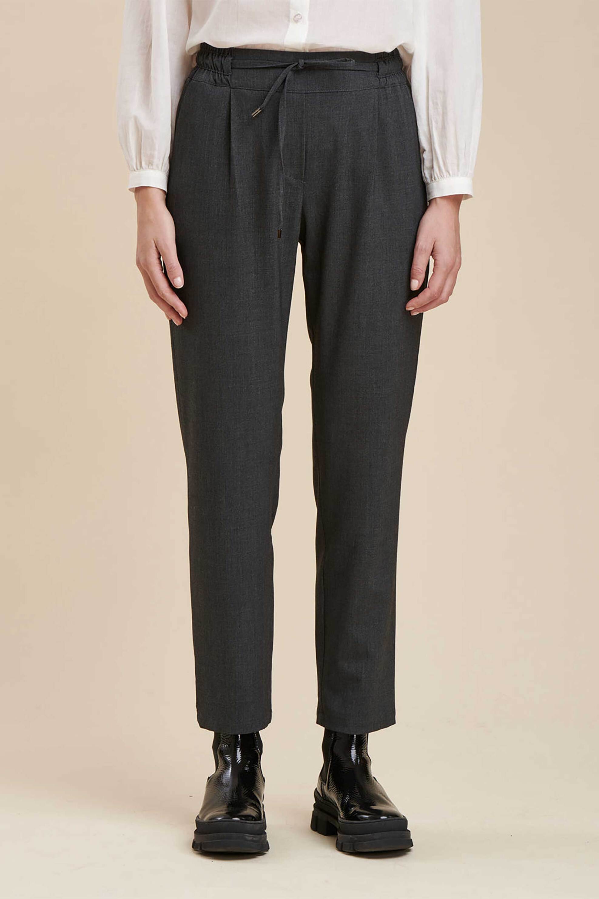 La Fée Maraboutée γυναικείο casual παντελόνι μονόχρωμο με ελαστική μέση με κορδόνι "Cascade" - FG-PA-CASCADE-E Ανθρακί φωτογραφία