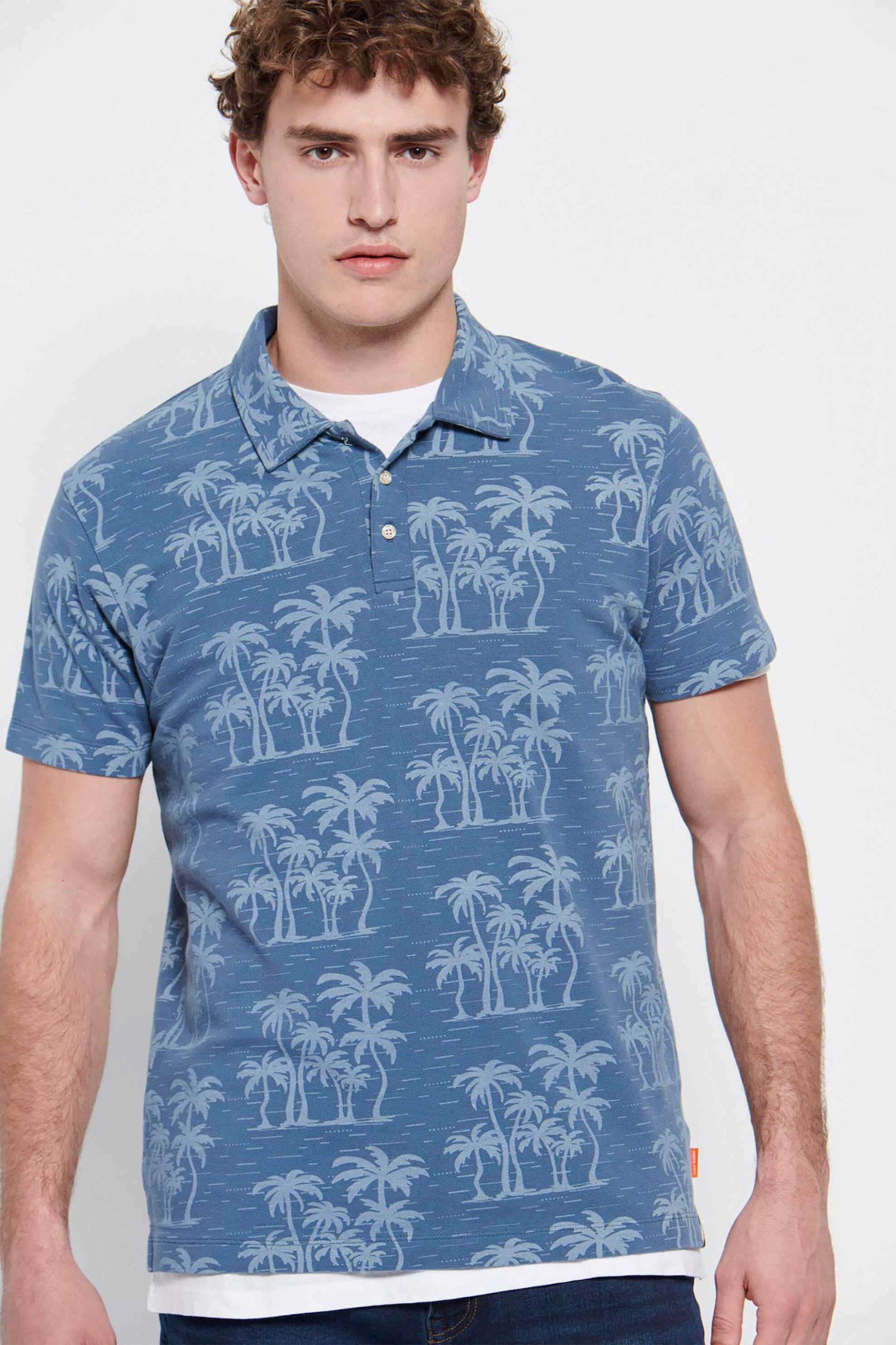 Ανδρική Μόδα > Ανδρικά Ρούχα > Ανδρικές Μπλούζες > Ανδρικές Μπλούζες Πολο Funky Buddha ανδρική πόλο μπλούζα με all-over contrast palm tree print και logo label στο πλάι - FBM007-044-11 Μπλε