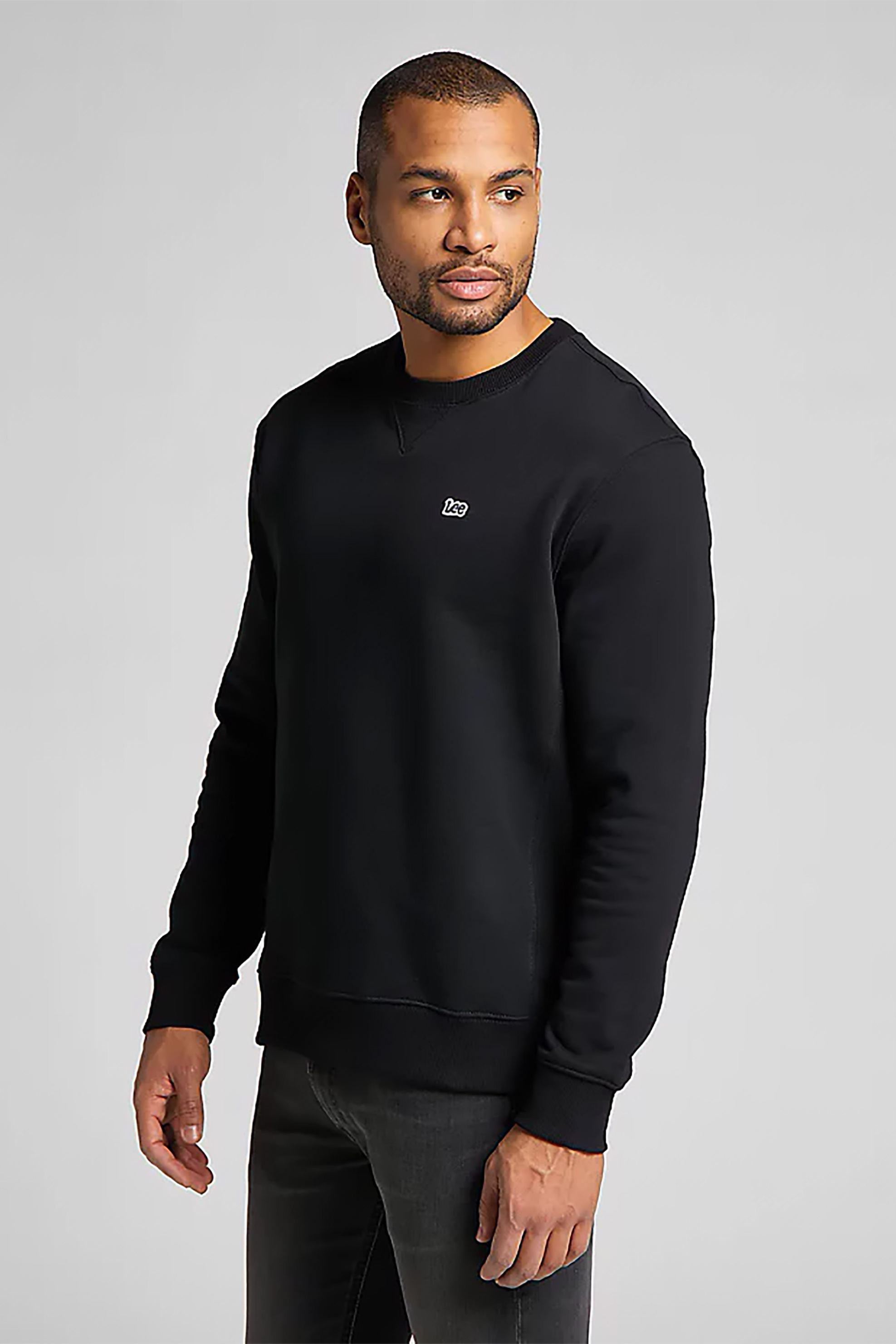 Lee ανδρική μπλούζα φούτερ μονόχρωμη με κεντημένο λογότυπο στο στήθος - L81ITJ01-** Μαύρο φωτογραφία
