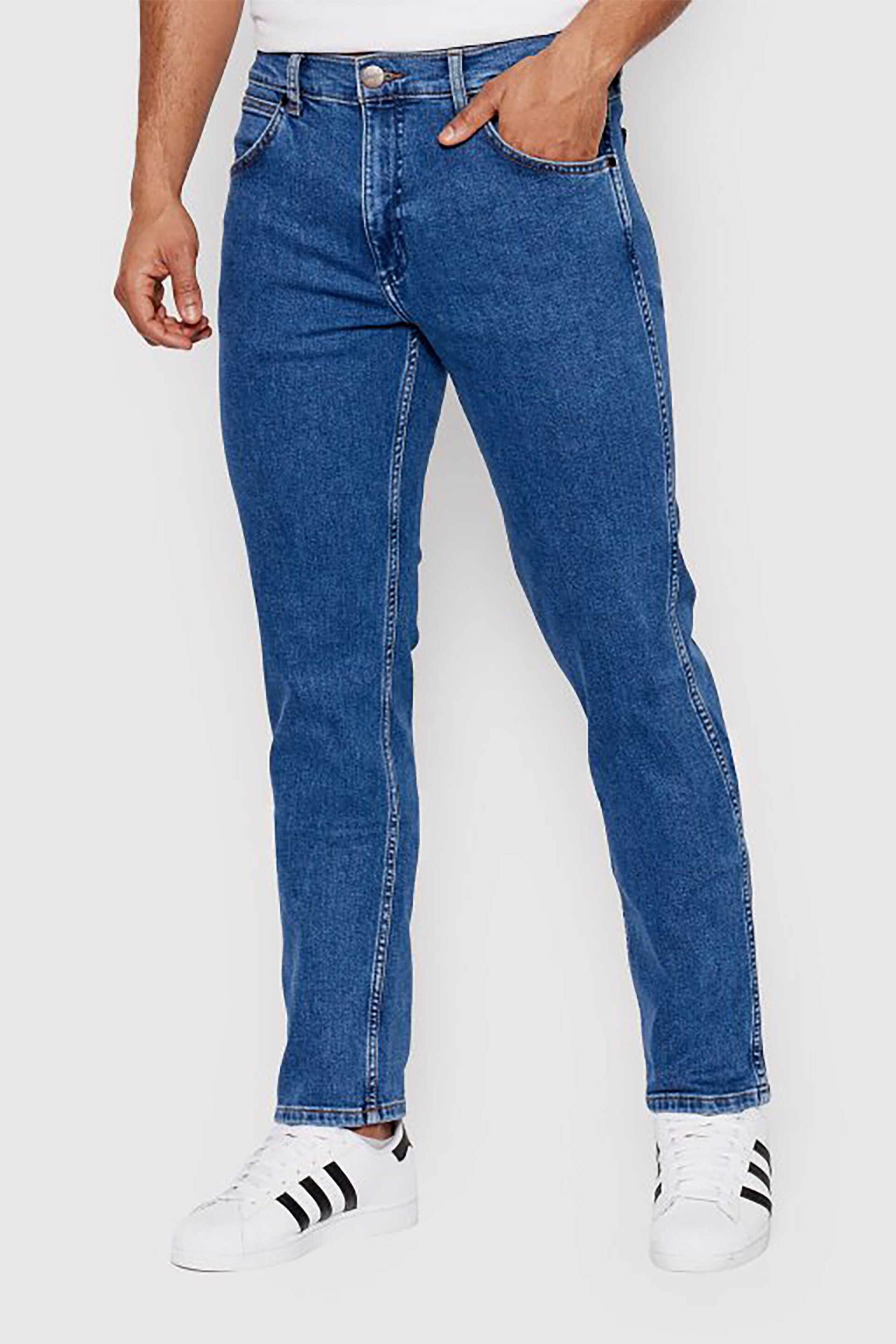 Wrangler® ανδρικό τζην παντελόνι μονόχρωμο με τσέπες και logo patch πίσω "Greensboro" - W15QYI39U Denim Blue φωτογραφία