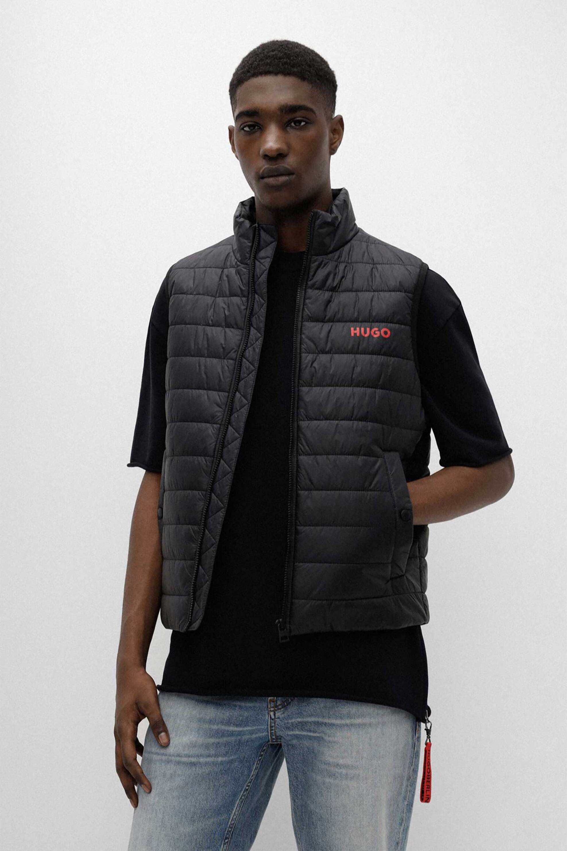 HUGO Hugo Boss ανδρικό μπουφάν καπιτονέ αμάνικο με ψηλό γιακά και logo print "Bentino" - 50468742 Μαύρο