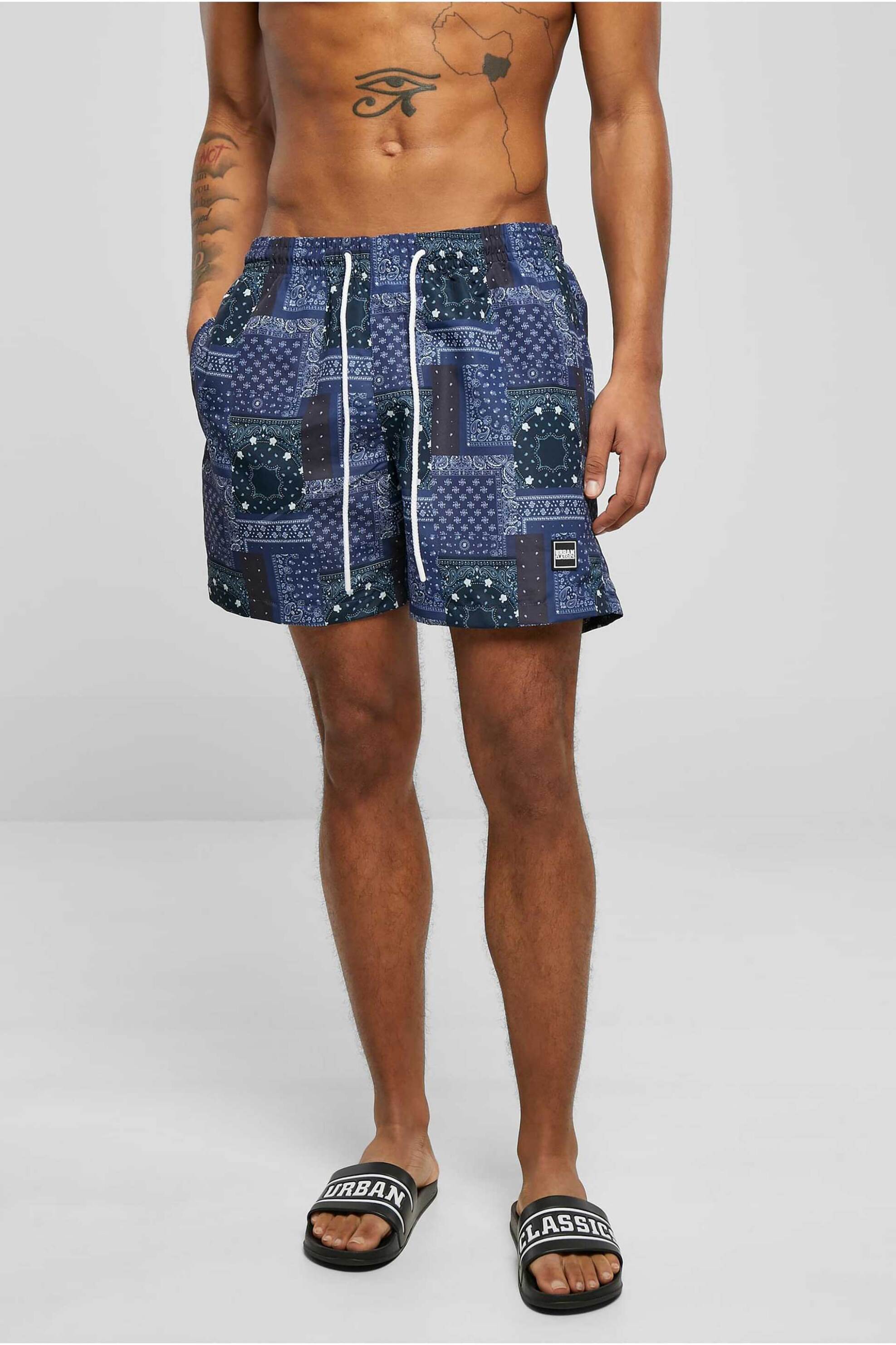 Urban Classics ανδρικό μαγιό με all-over print - TB2679 Μπλε φωτογραφία