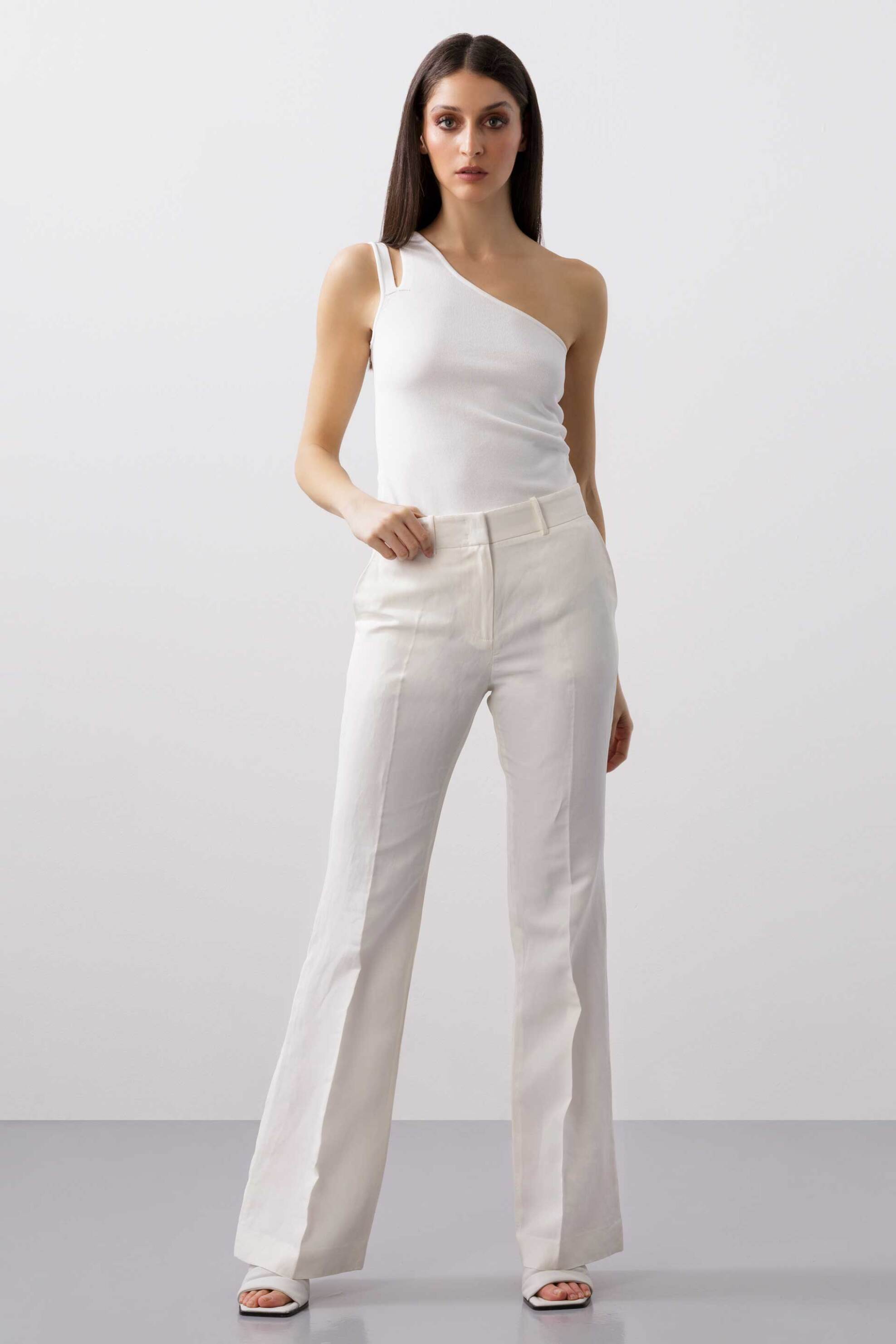 BCBGMAXAZRIA BCBGMAXAZRIA γυναικείο παντελόνι flare με λινό - 23SRP216LI02 Λευκό