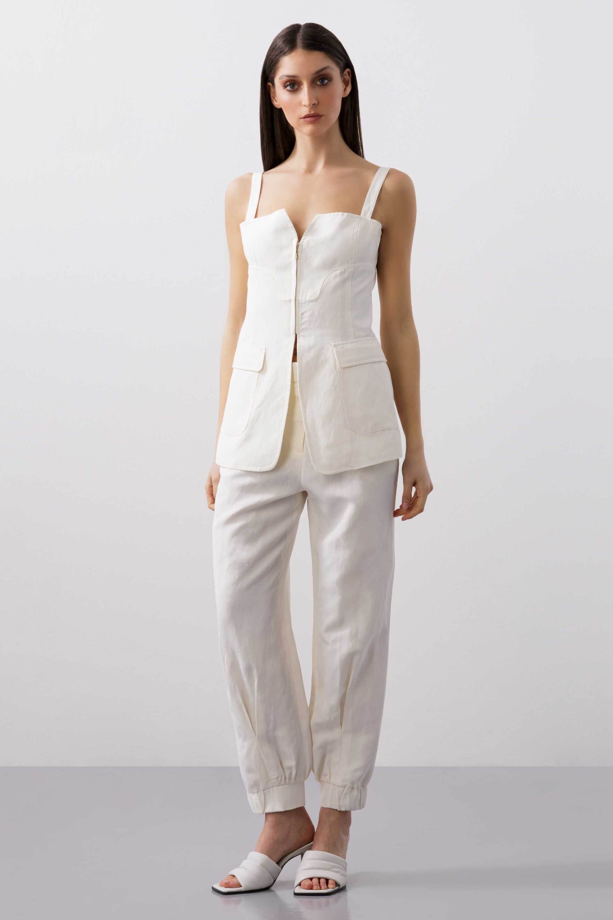 BCBGMAXAZRIA BCBGMAXAZRIA γυναικείο τοπ με τσέπες και τιράντες - 23SRT201LI02 Λευκό