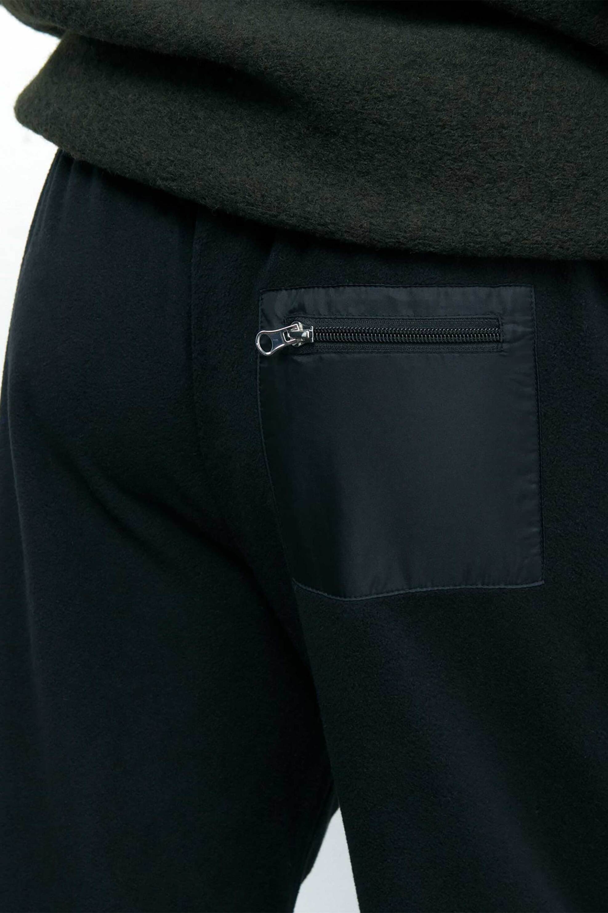 Maison Labiche ανδρικό παντελόνι φόρμας μονόχρωμο "Arcole" - RMARCOLELABEL Μαύρο φωτογραφία