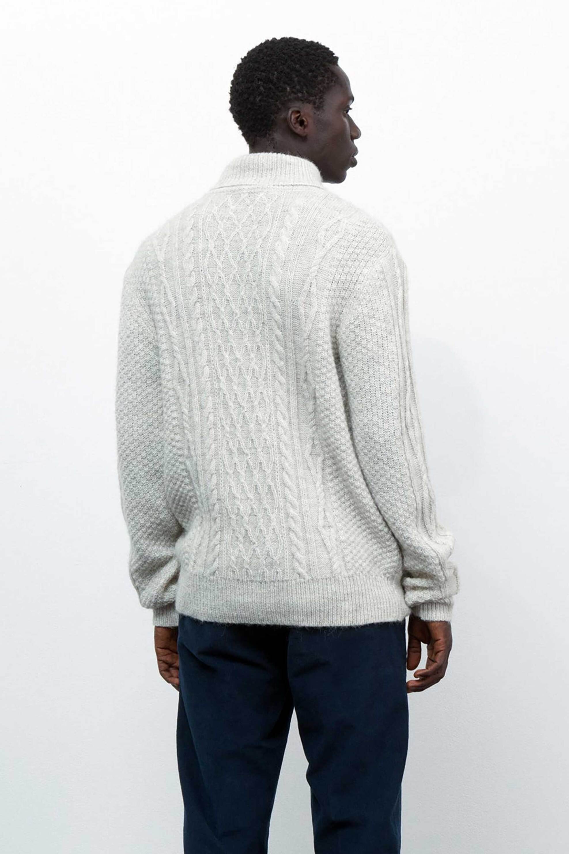 Maison Labiche ανδρικό πλεκτό με ανάγλυφο σχέδιο "Fizbin Torsade" - RMFISZBINOWNB Μπεζ φωτογραφία