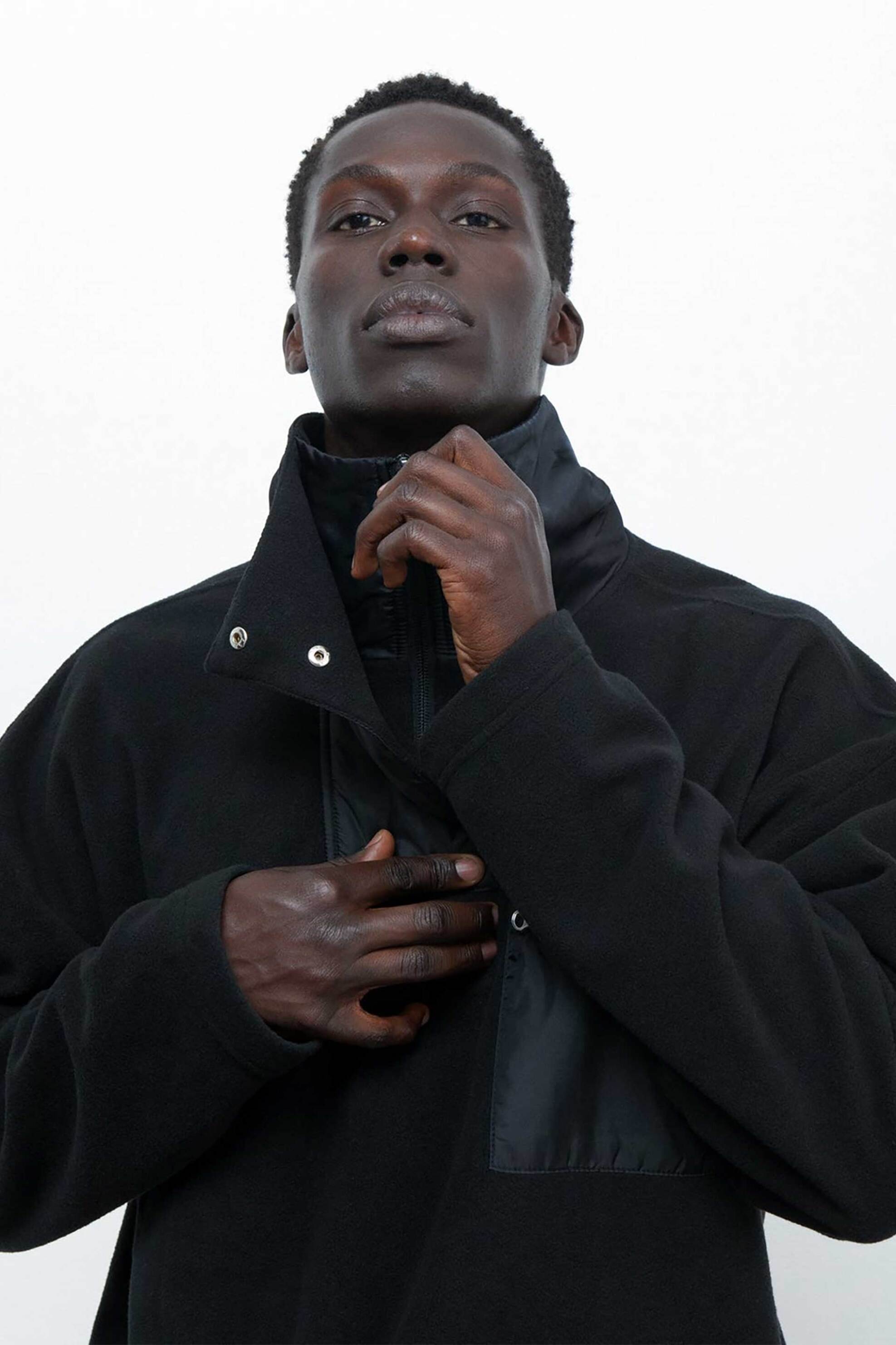 Maison Labiche ανδρική μπλούζα με διπλό γιακά "Mourlot Polar" - RMMOULOTLAB Μαύρο φωτογραφία