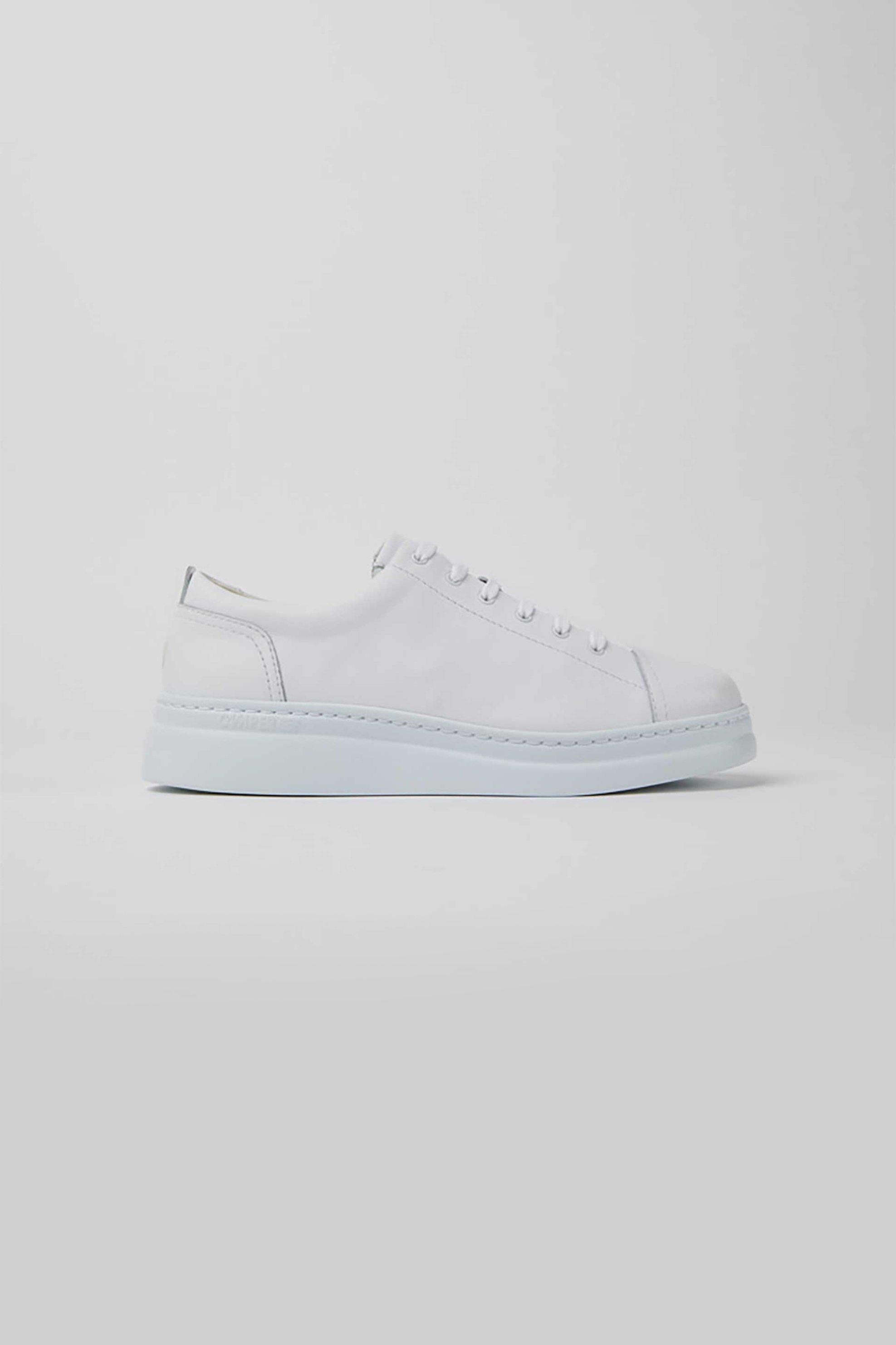 Camper γυναικεία sneakers μονόχρωμα "Runner Up" - K200508-041 Λευκό