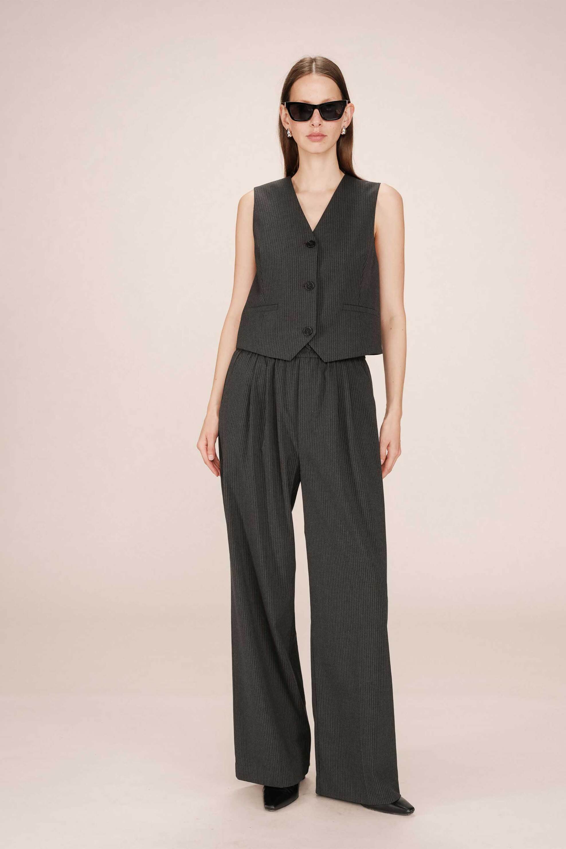 Grace & Mila γυναικείο γιλέκο ριγέ "Sister" - SISTER/FW25 Ανθρακί φωτογραφία