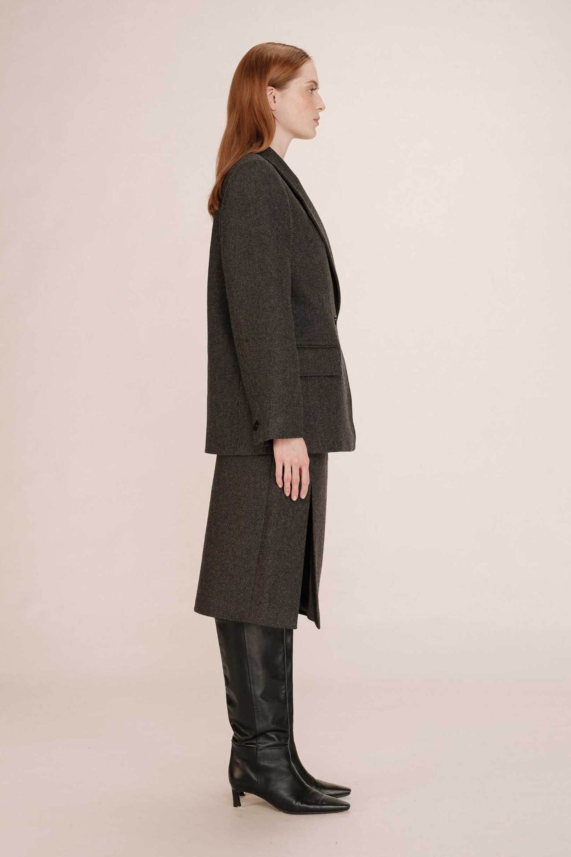 Grace & Mila γυναικείο κοντό παλτό σε στυλ σακάκι "Thomas" - THOMAS/FW25 Ανθρακί φωτογραφία