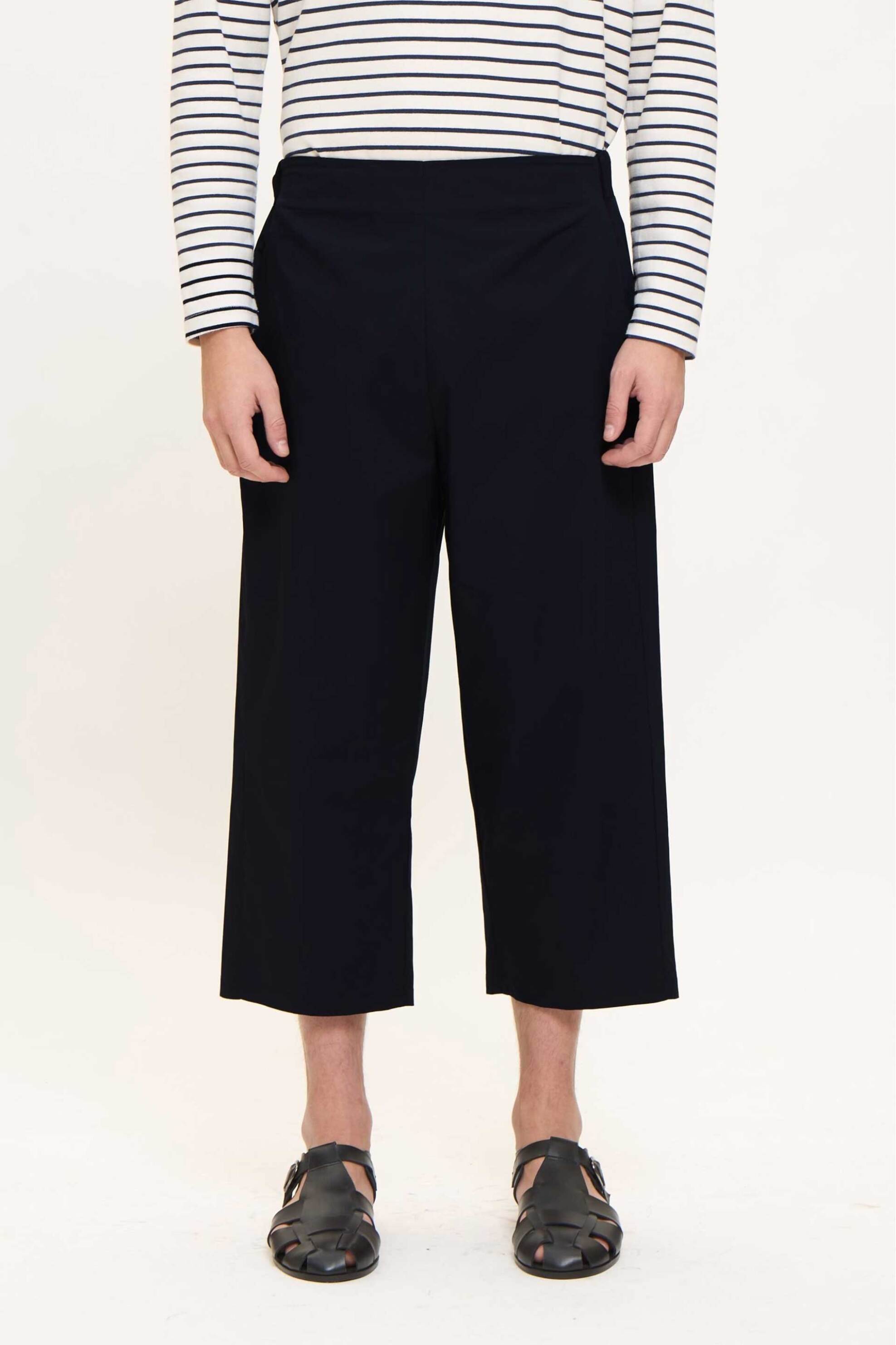 AOS AOS unisex παντελόνι cropped με ελαστική μέση - 0.5BS.050021.POC.BLK.L Μαύρο