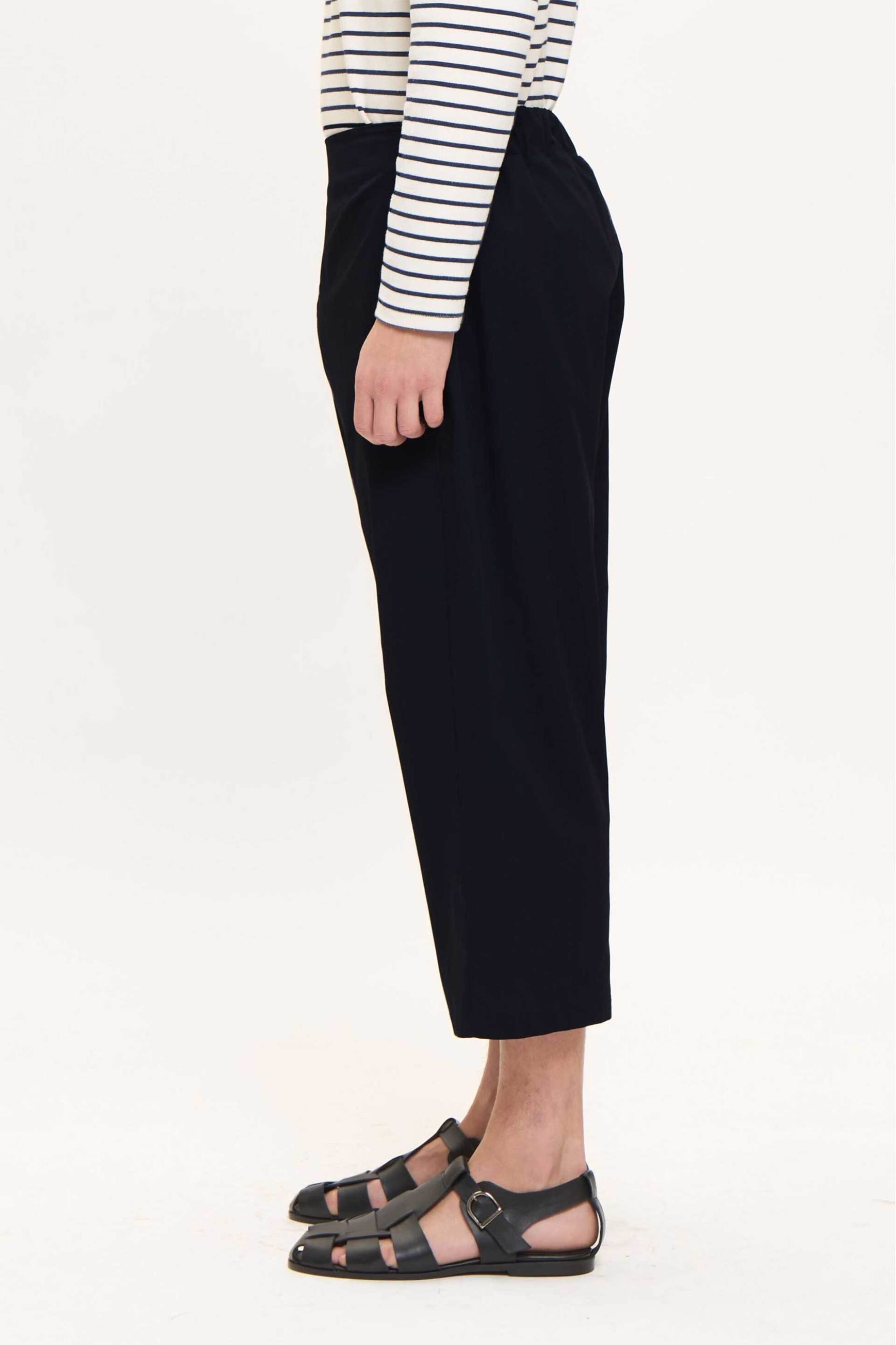 AOS unisex παντελόνι cropped με ελαστική μέση - 0.5BS.050021.POC.BLK.L Μαύρο φωτογραφία