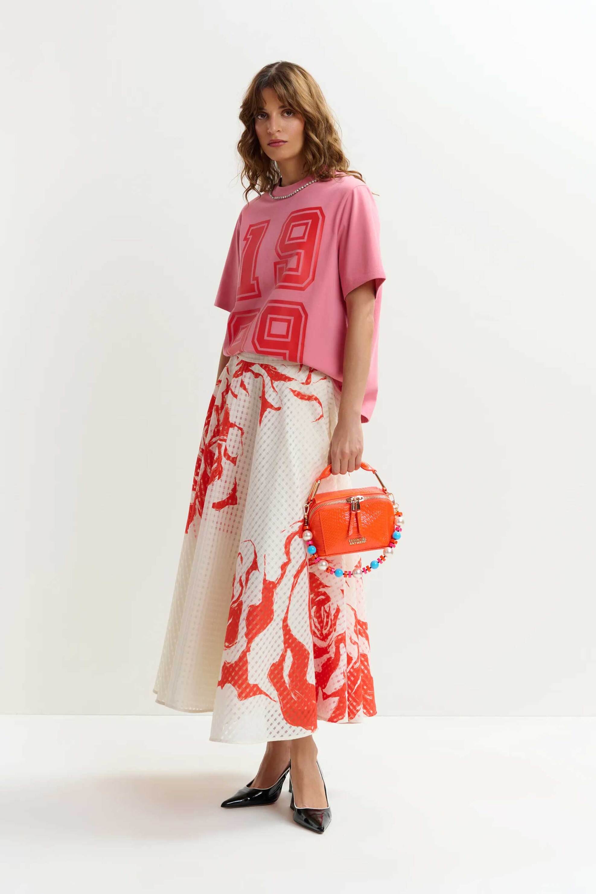 Essentiel Antwerp γυναικείο T-shirt με print "Jisos" - JISOS Ροζ φωτογραφία