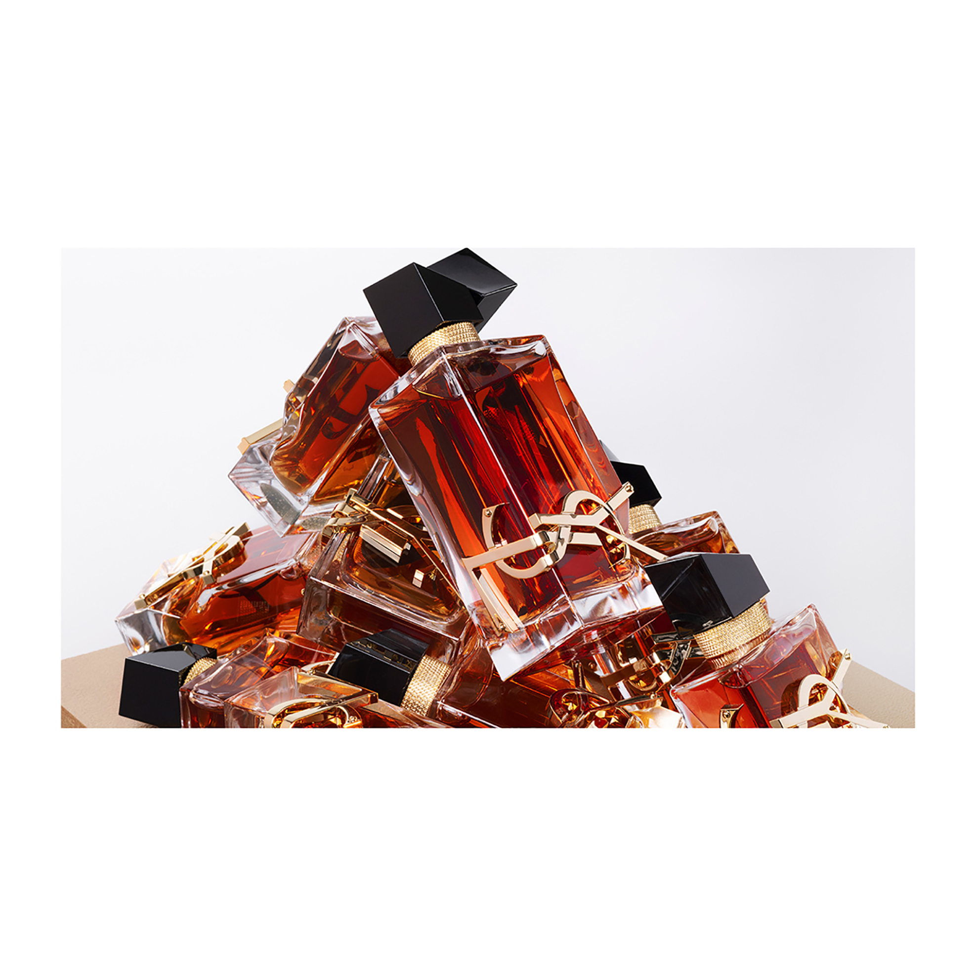 Yves Saint Laurent Libre Le Parfum - 3614273776110 φωτογραφία