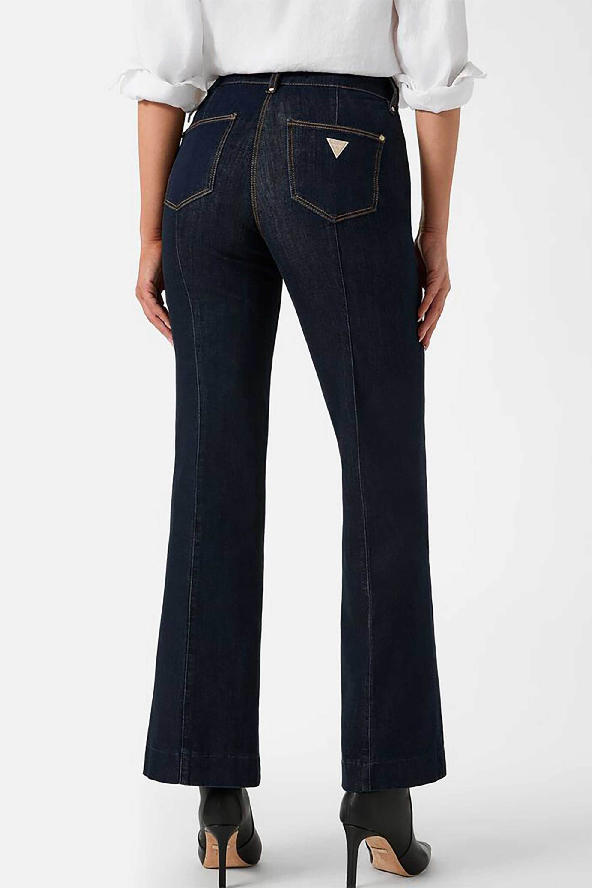 Guess γυναικείο τζιν παντελόνι chino με διακοσμητικά κουμπία και logo patch "New Faye" - W5RA0PD5PW1 Denim Blue Σκούρο φωτογραφία