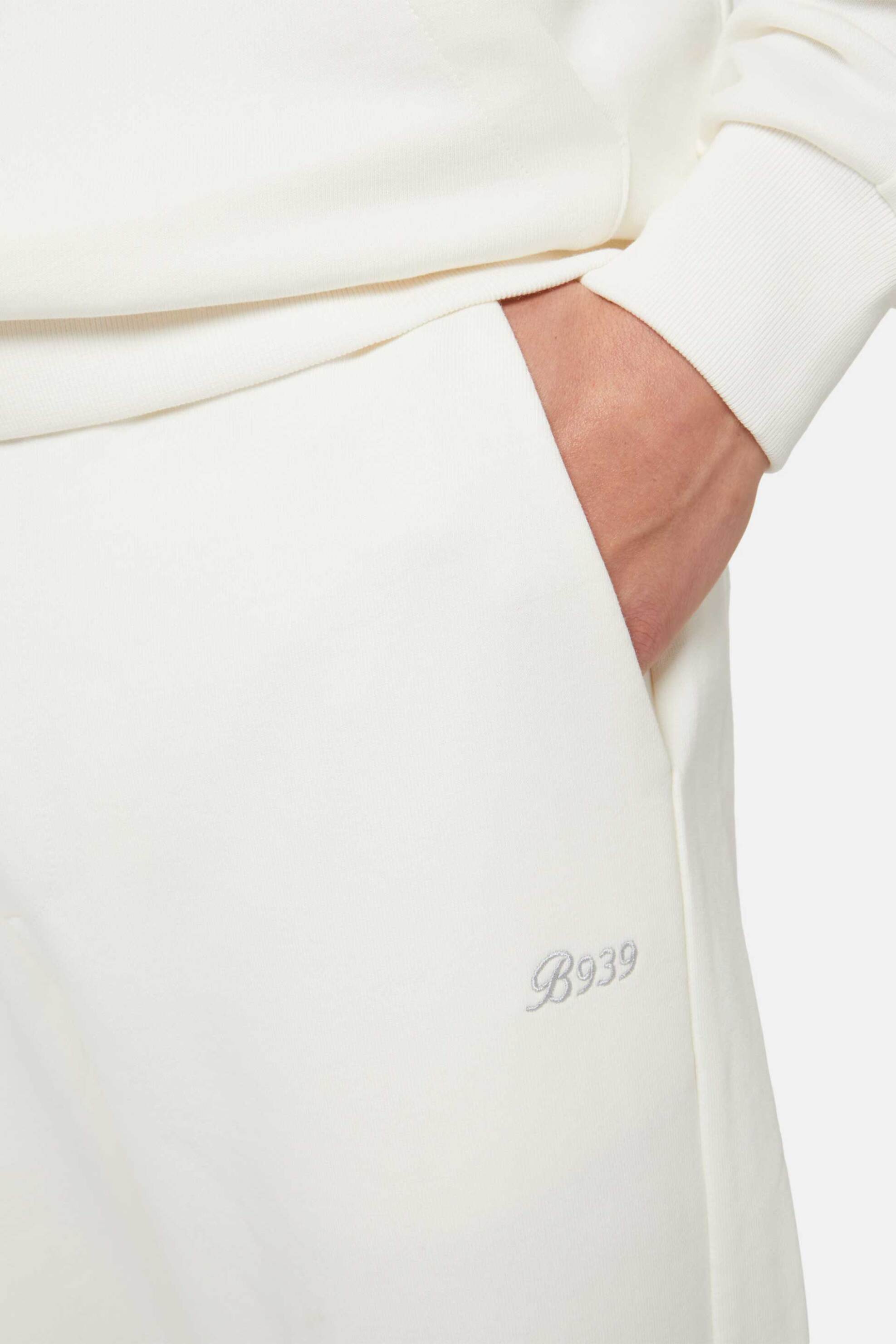 Boggi Milano ανδρικό παντελόνι φόρμας μονόχρωμο Relaxed Fit "B939" - BO24P015903 Λευκό φωτογραφία