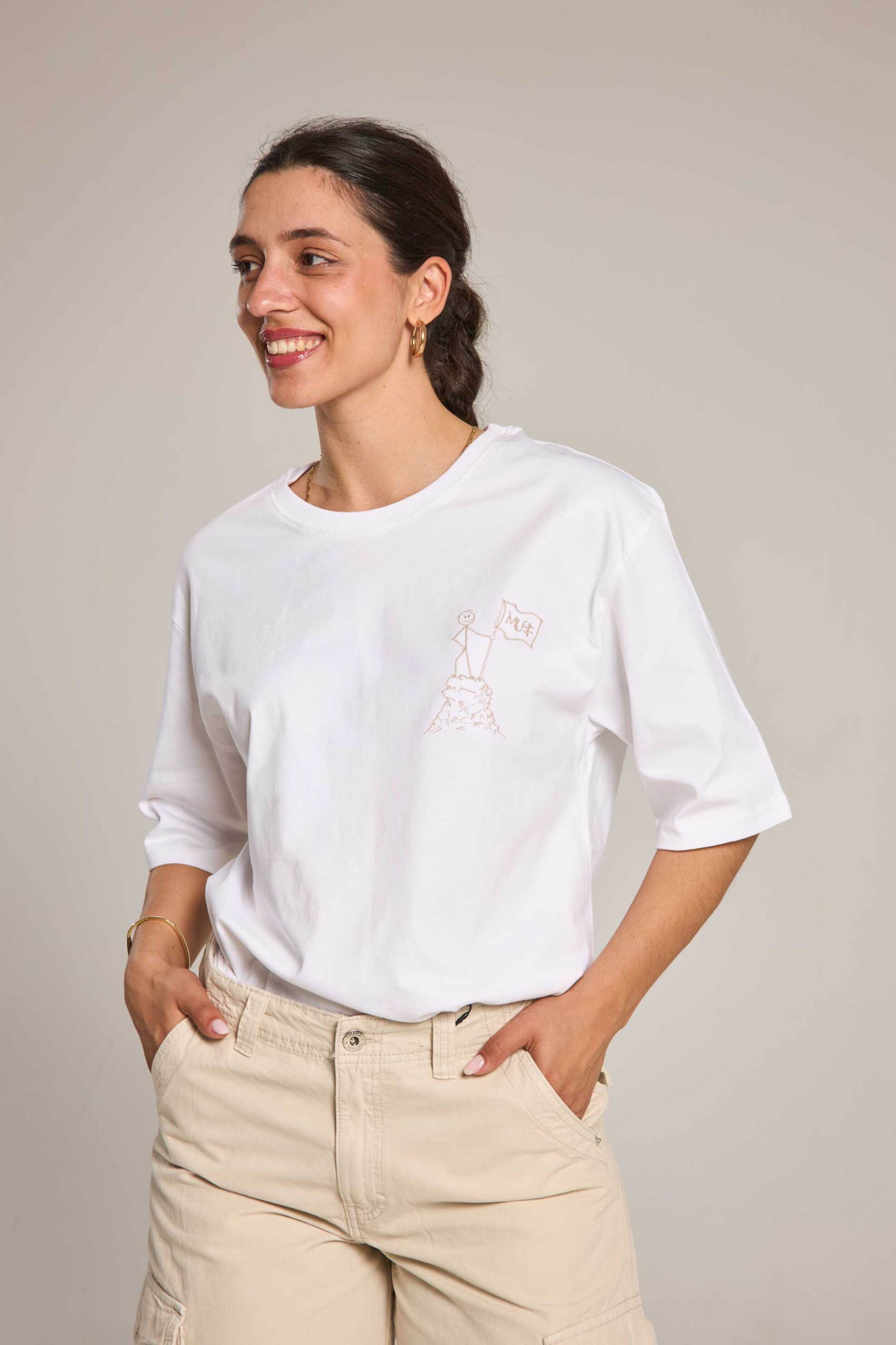 Muff unisex T-shirt με κεντημένο σχέδιο - vounol Λευκό φωτογραφία
