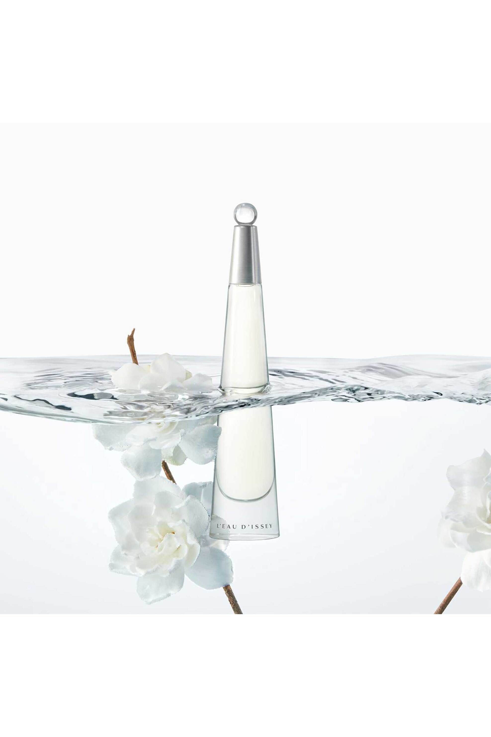 Issey Miyake L'Eau d'Issey Eau de Parfum Refillable - 4809950 φωτογραφία