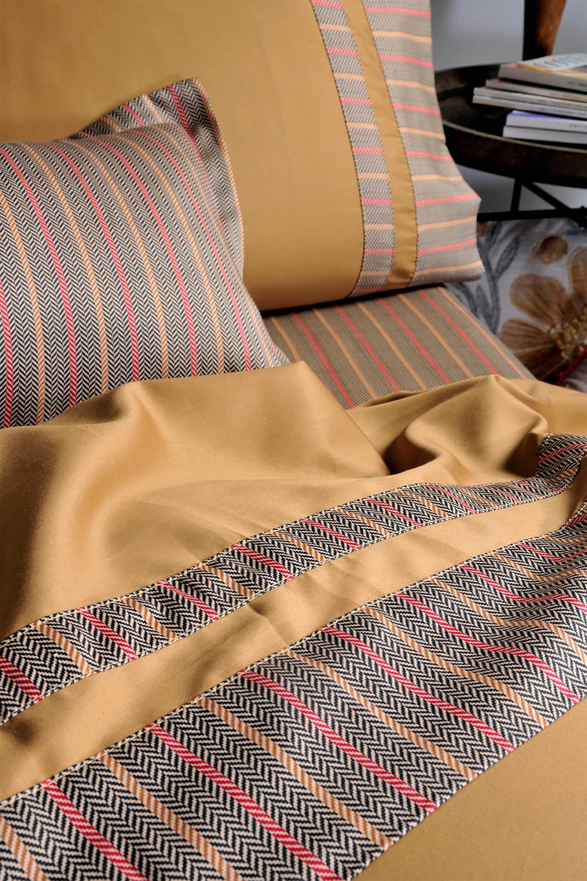 DOWN TOWN Home σετ σεντόνια υπέρδιπλα με μαξιλαροθήκες "845 Multistripe" - 10-0979 φωτογραφία