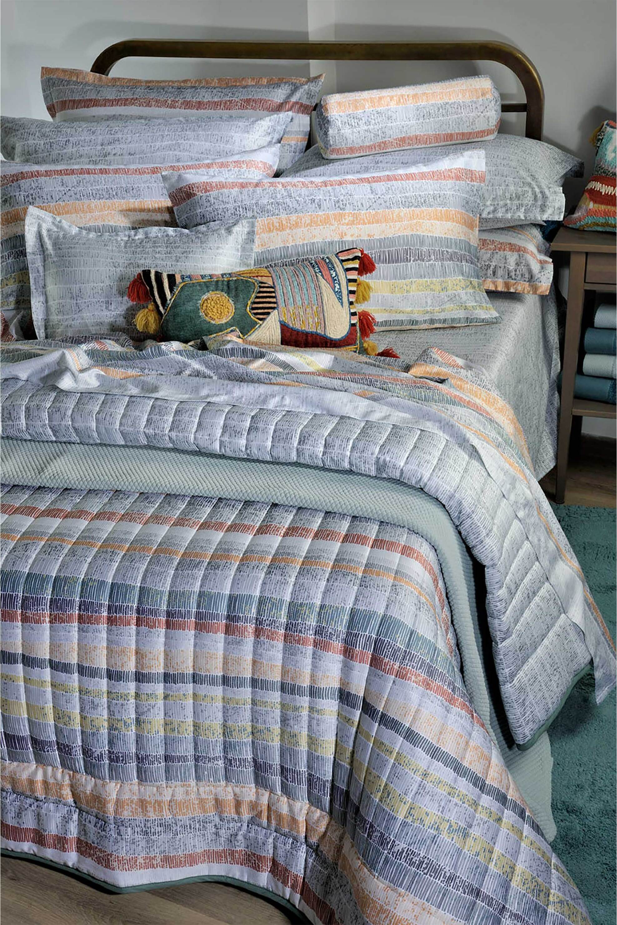 DOWN TOWN Home σετ σεντόνια υπέρδιπλα και μαξιλαροθήκες "Nomad 863 " (4 τεμάχια) - 10-1043