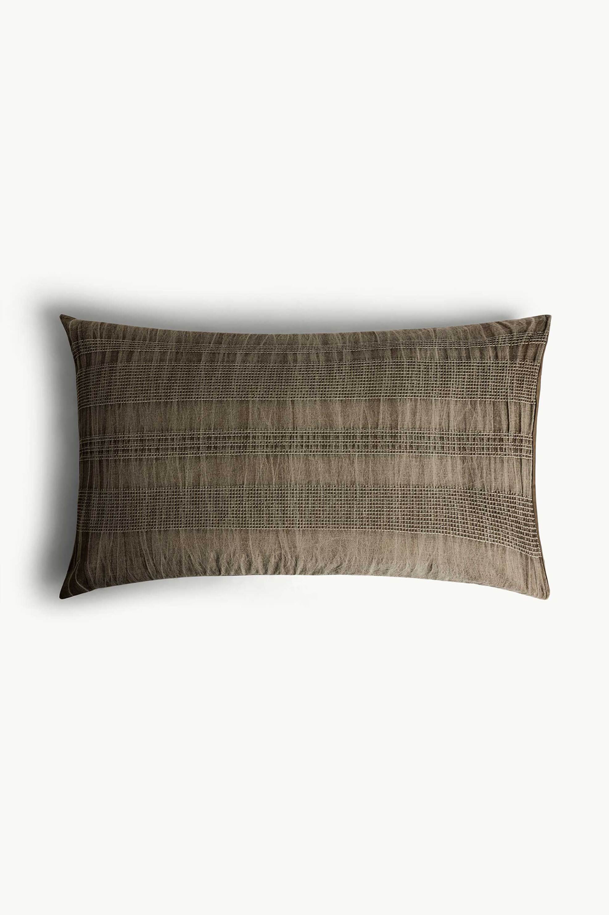 COINCASA Coincasa βαμβακερή μαξιλαροθήκη με waffle pattern 50 x 80 cm - 007499941 Καφέ
