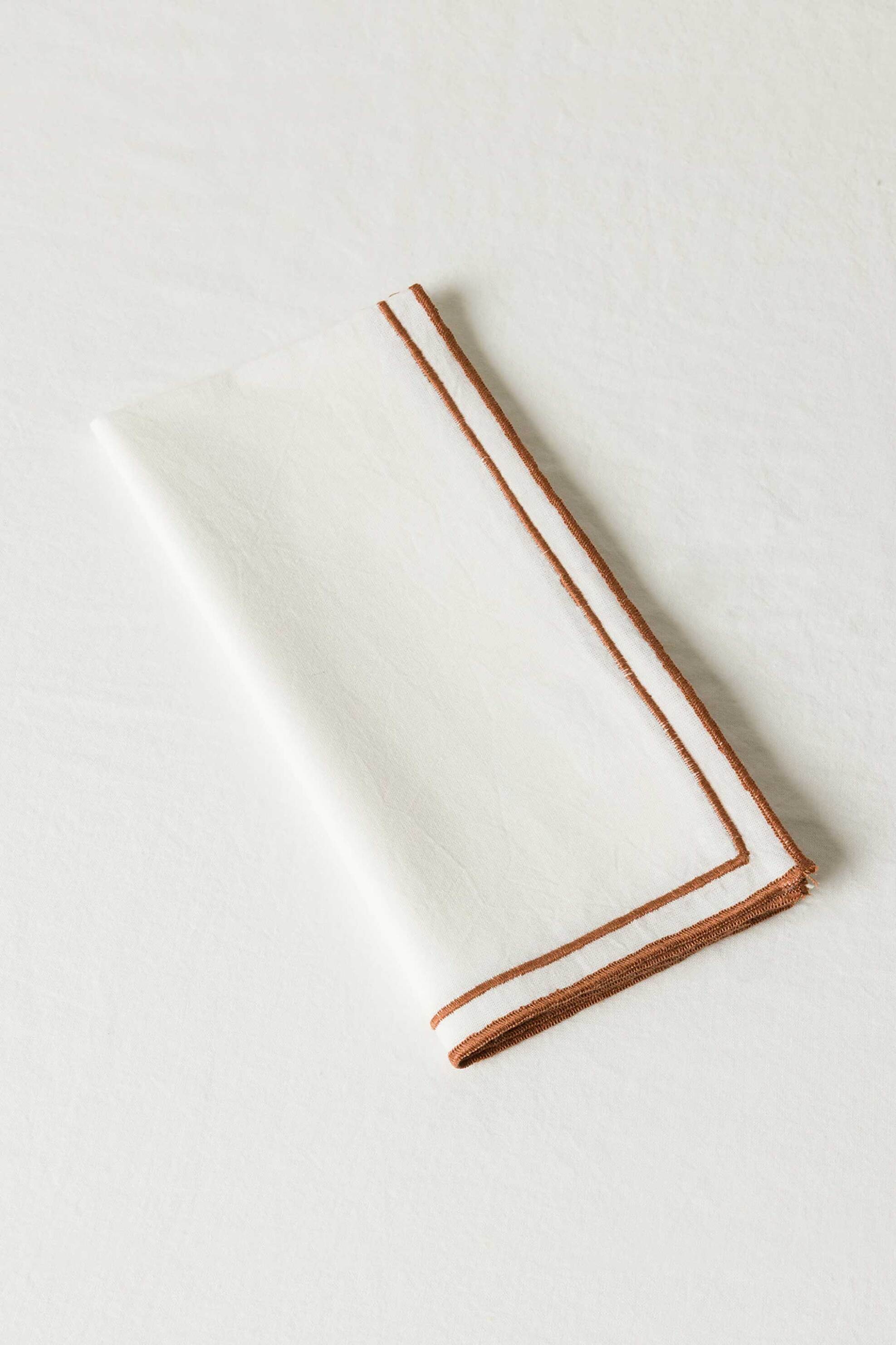 Coincasa Τραπεζομάντηλο με Κέντημα Φύλλων 250 X 150 CM - 007494238 Λευκό