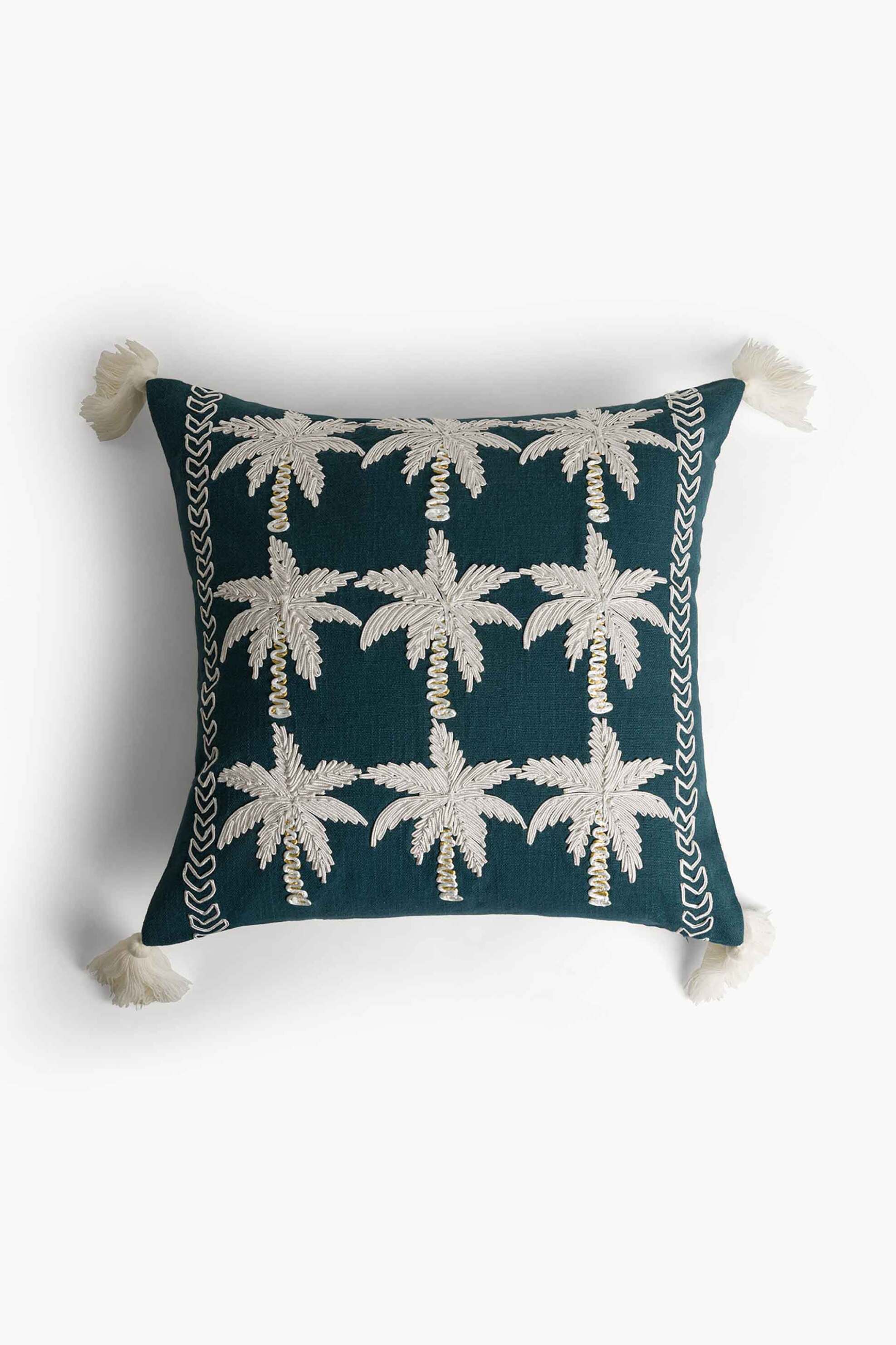 COINCASA Coincasa διακοσμητικό μαξιλάρι με κεντημένους φοίνικες 45 x 45 cm - 007475380 Πετρόλ