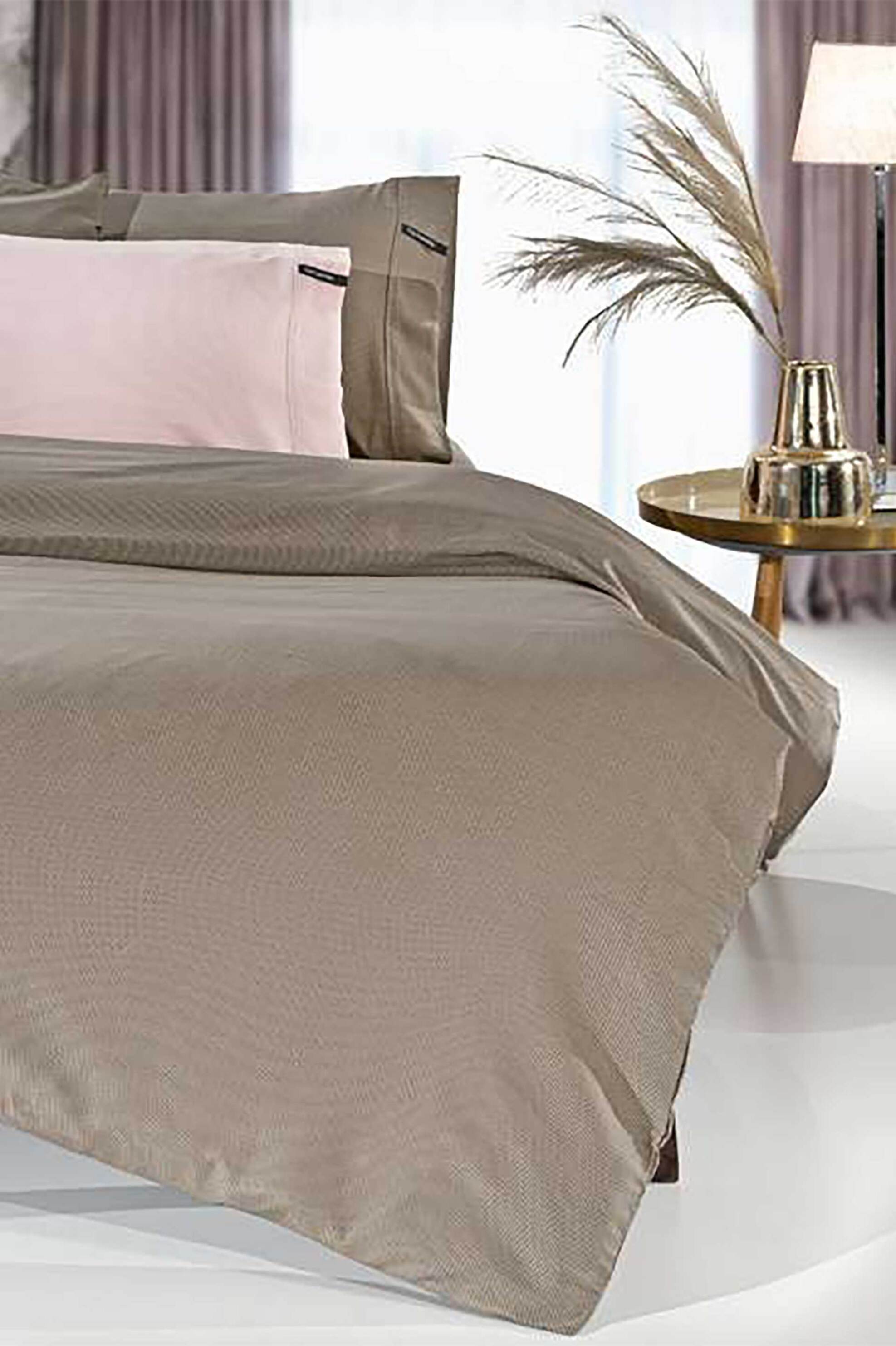 Guy Laroche σεντόνι διπλό μονόχρωμο με λάστιχο "Minimal Wenge" 160 x 200 + 35 cm - 1110092223090