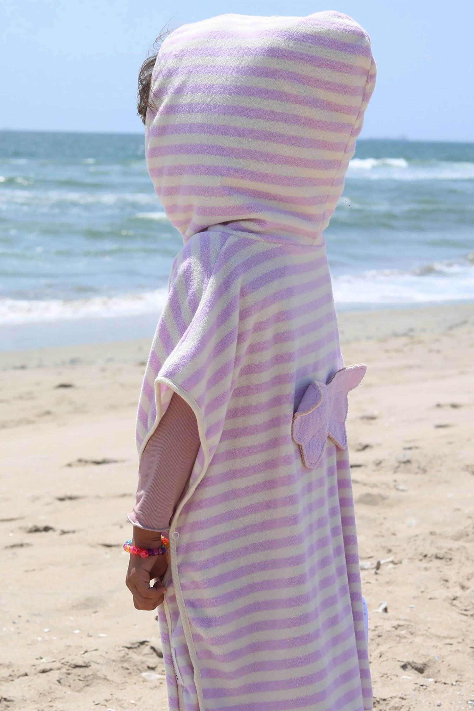 SUNNYLiFE Sunny Life παιδικό μπουρνούζι πόντσο με κουκούλα "Princess Swan Soft Lilac" - 24180173 Ροζ