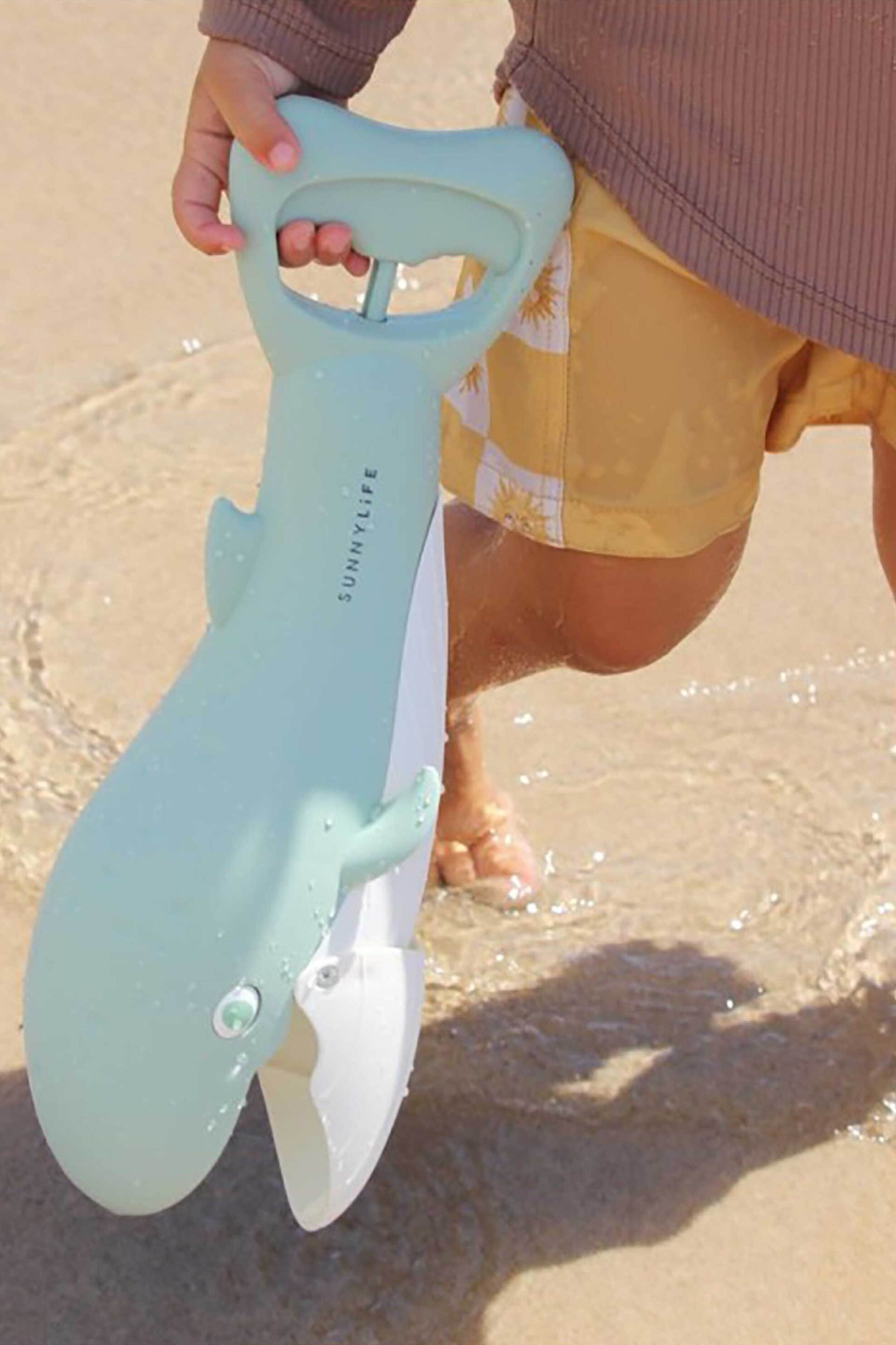 SUNNYLiFE Sunny Life παιχνίδι παραλίας "Sand Claws Whale Green" - 25180125 Σιελ
